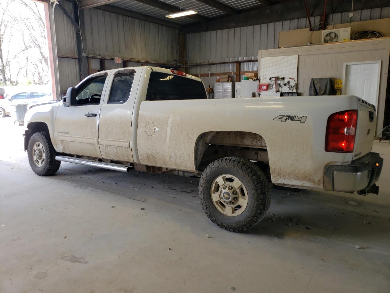 Photo 1 VIN: 1GC2KXCG9DZ231632 - CHEVROLET SILVERADO 