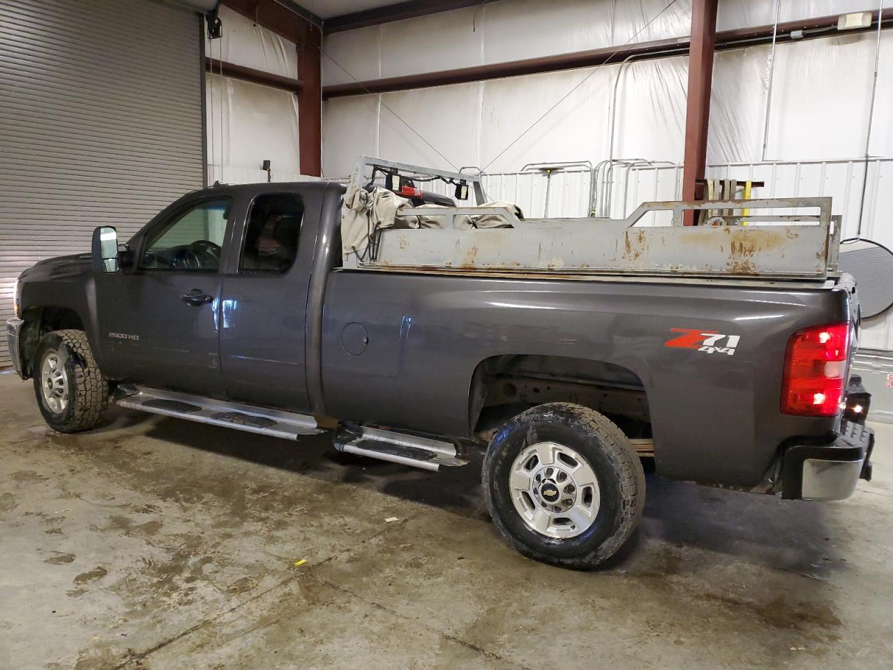 Photo 1 VIN: 1GC2KXEG8BZ292593 - CHEVROLET SILVERADO 