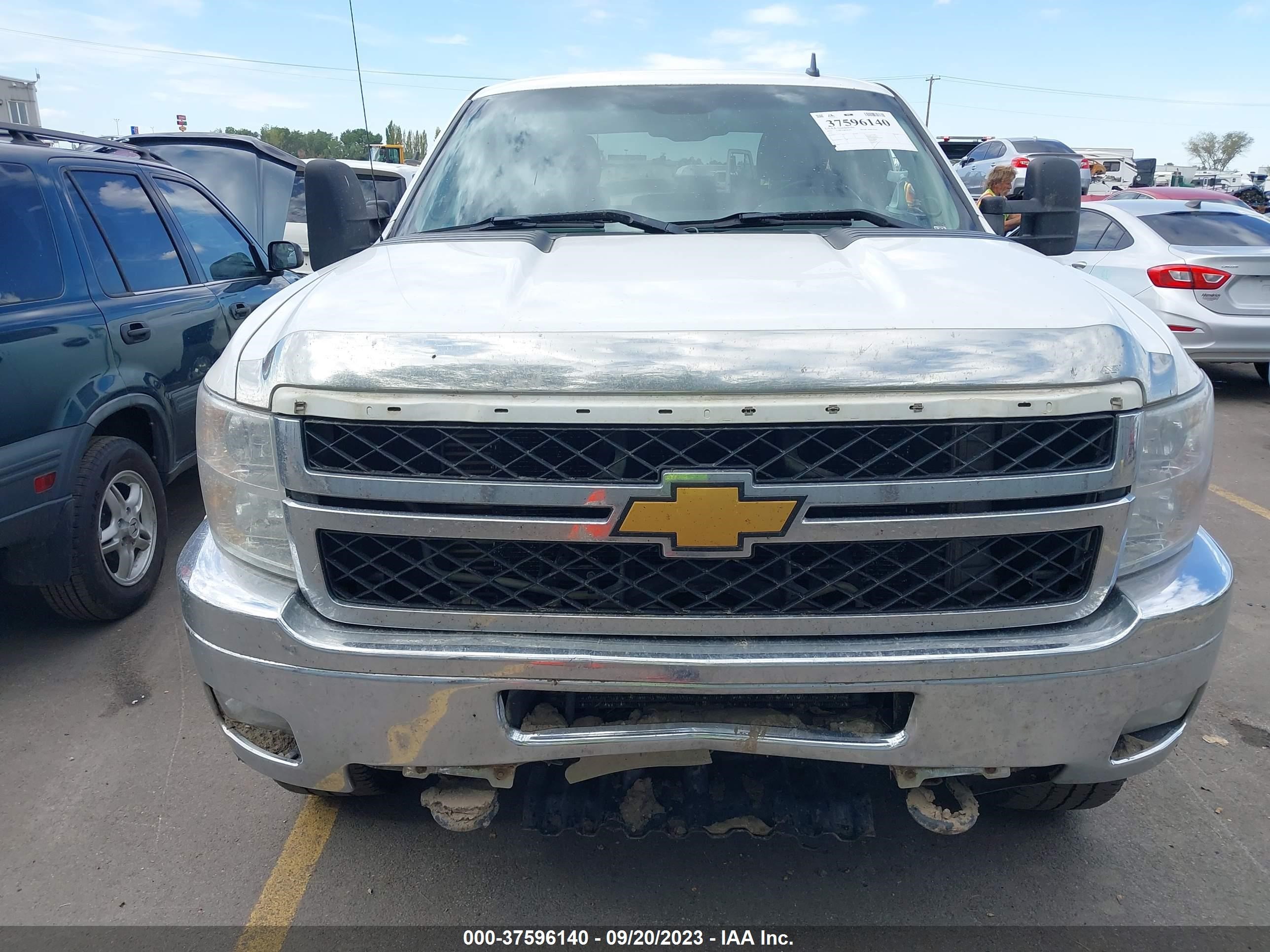 Photo 11 VIN: 1GC4K0C81DF131759 - CHEVROLET SILVERADO 