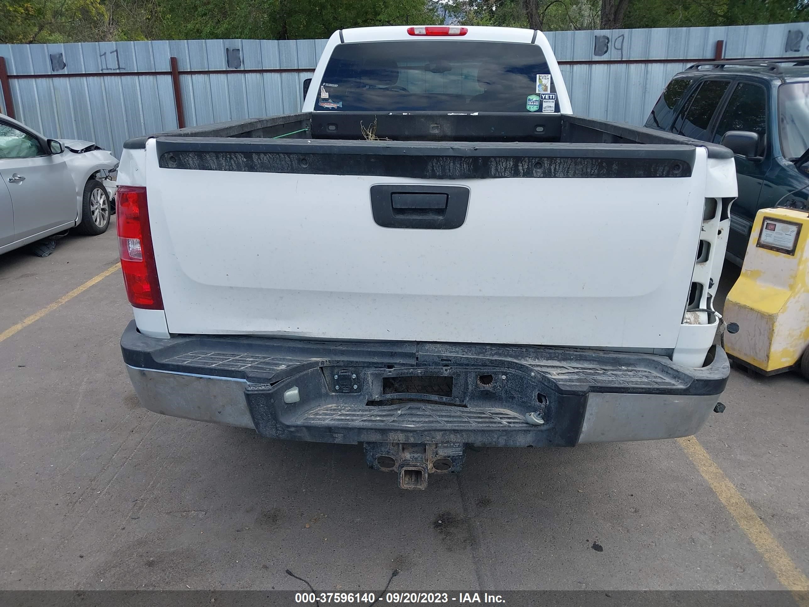 Photo 15 VIN: 1GC4K0C81DF131759 - CHEVROLET SILVERADO 