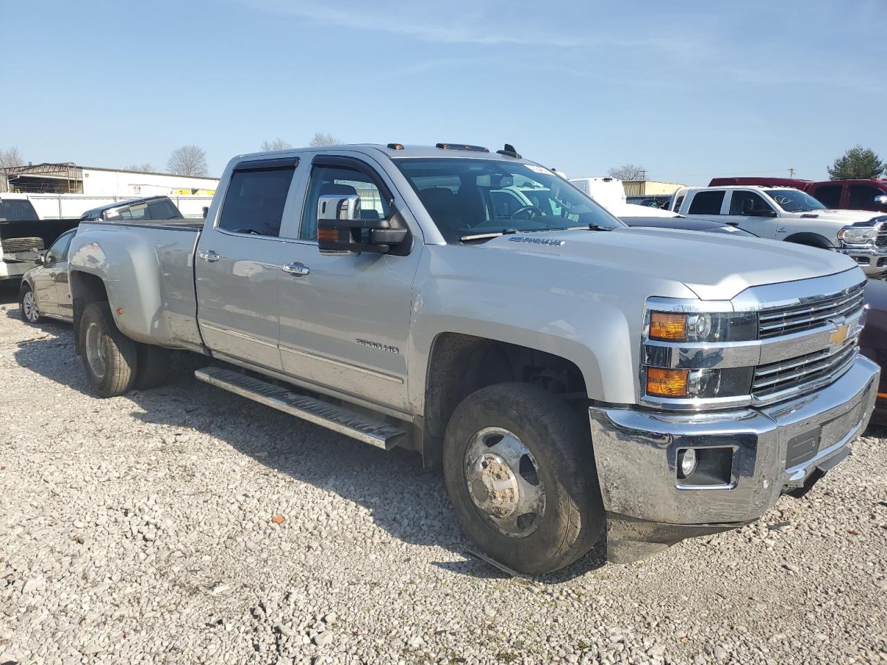 Photo 3 VIN: 1GC4K0C83GF304458 - CHEVROLET SILVERADO 