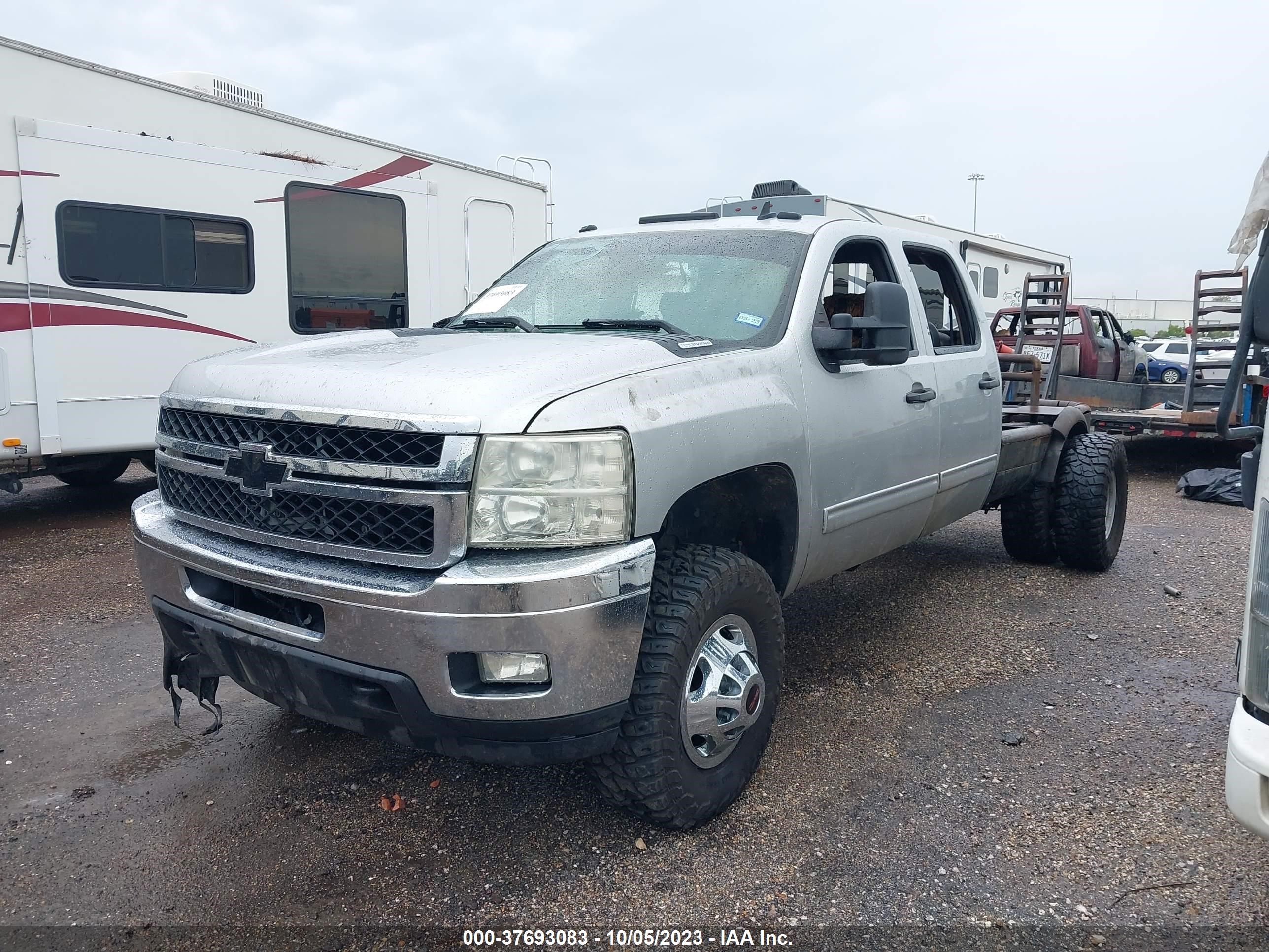 Photo 1 VIN: 1GC4K0C89BF184268 - CHEVROLET SILVERADO 