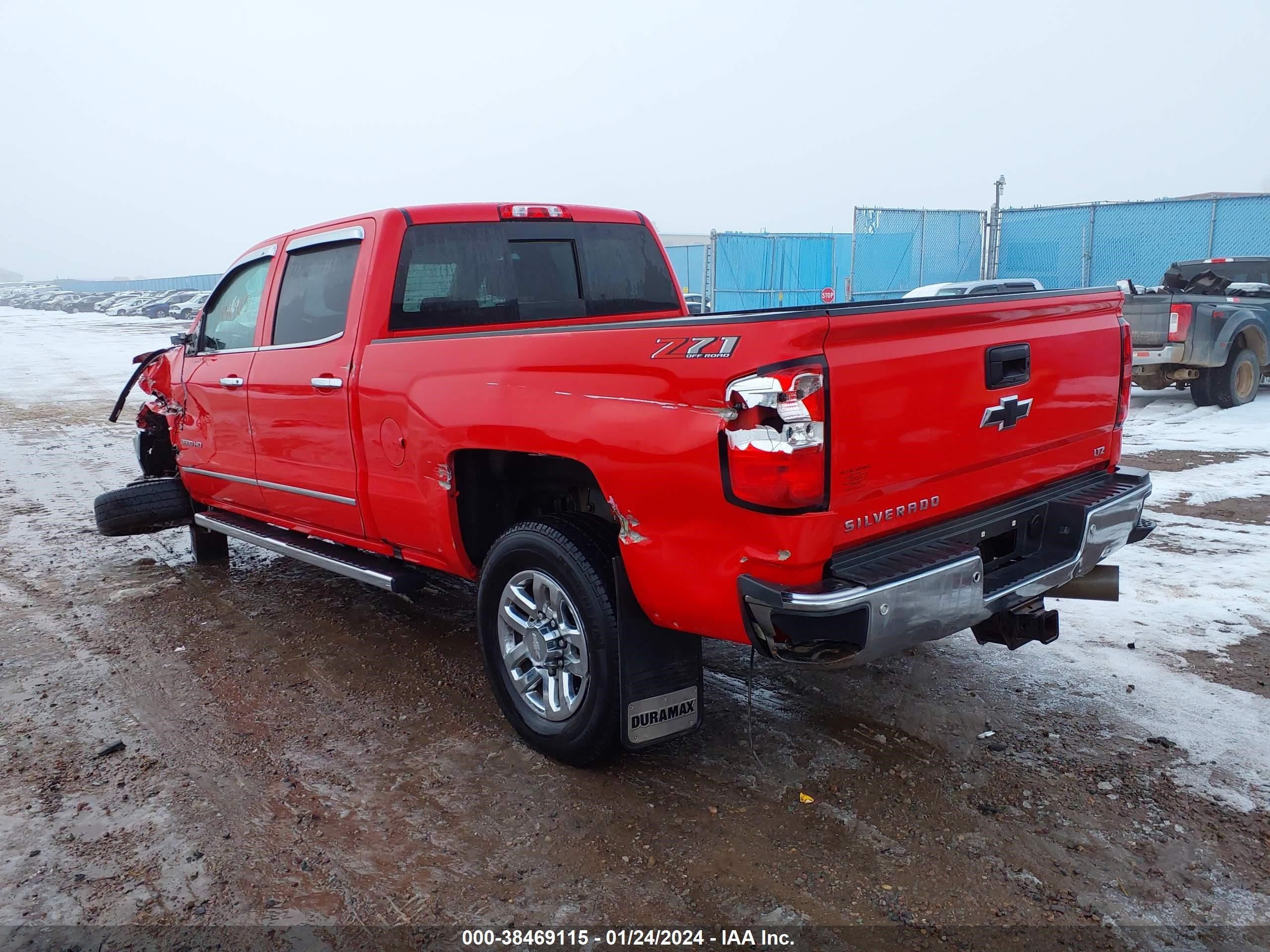 Photo 2 VIN: 1GC4K0CY6JF101071 - CHEVROLET SILVERADO 