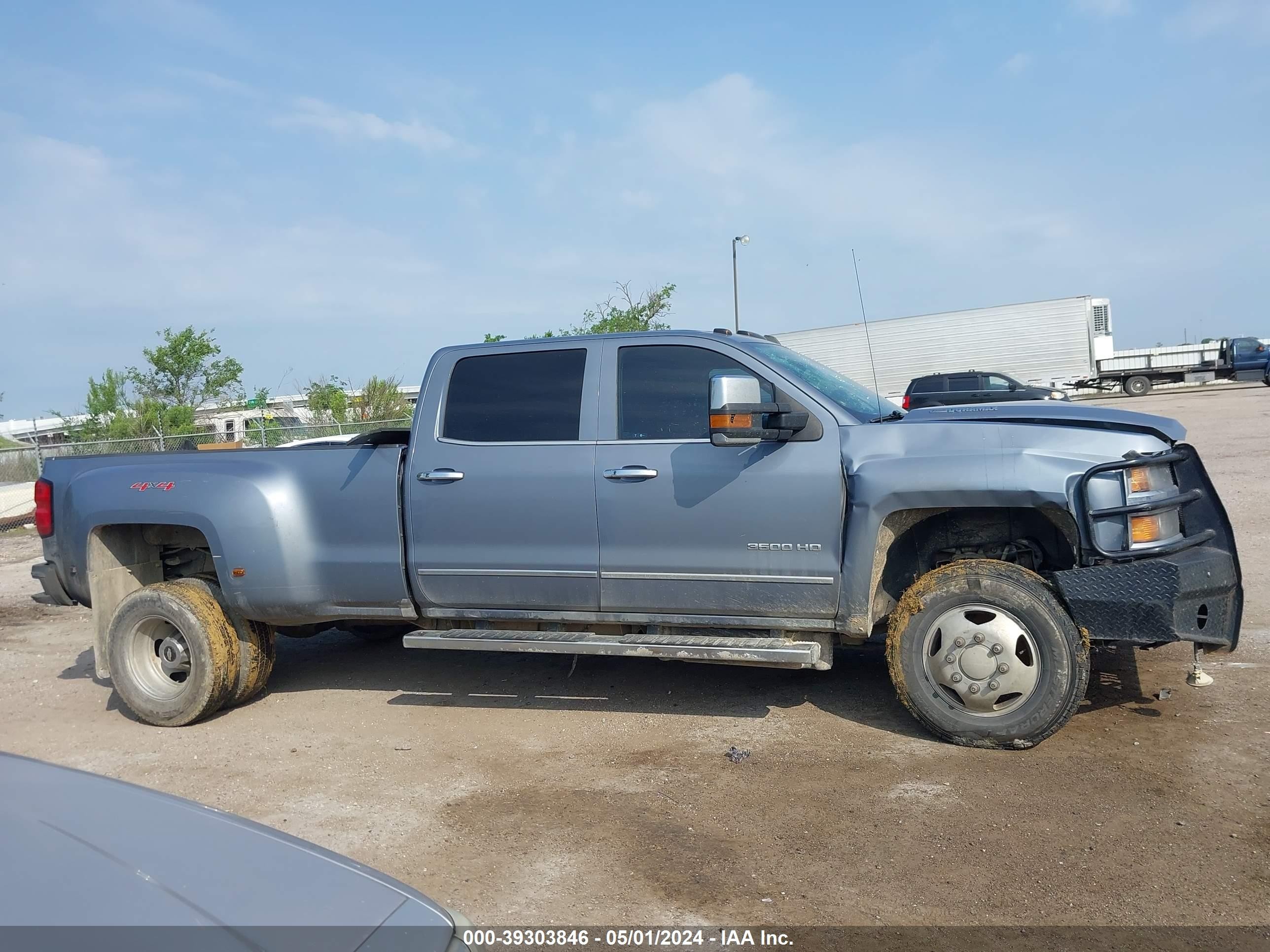 Photo 11 VIN: 1GC4K0E86GF200317 - CHEVROLET SILVERADO 