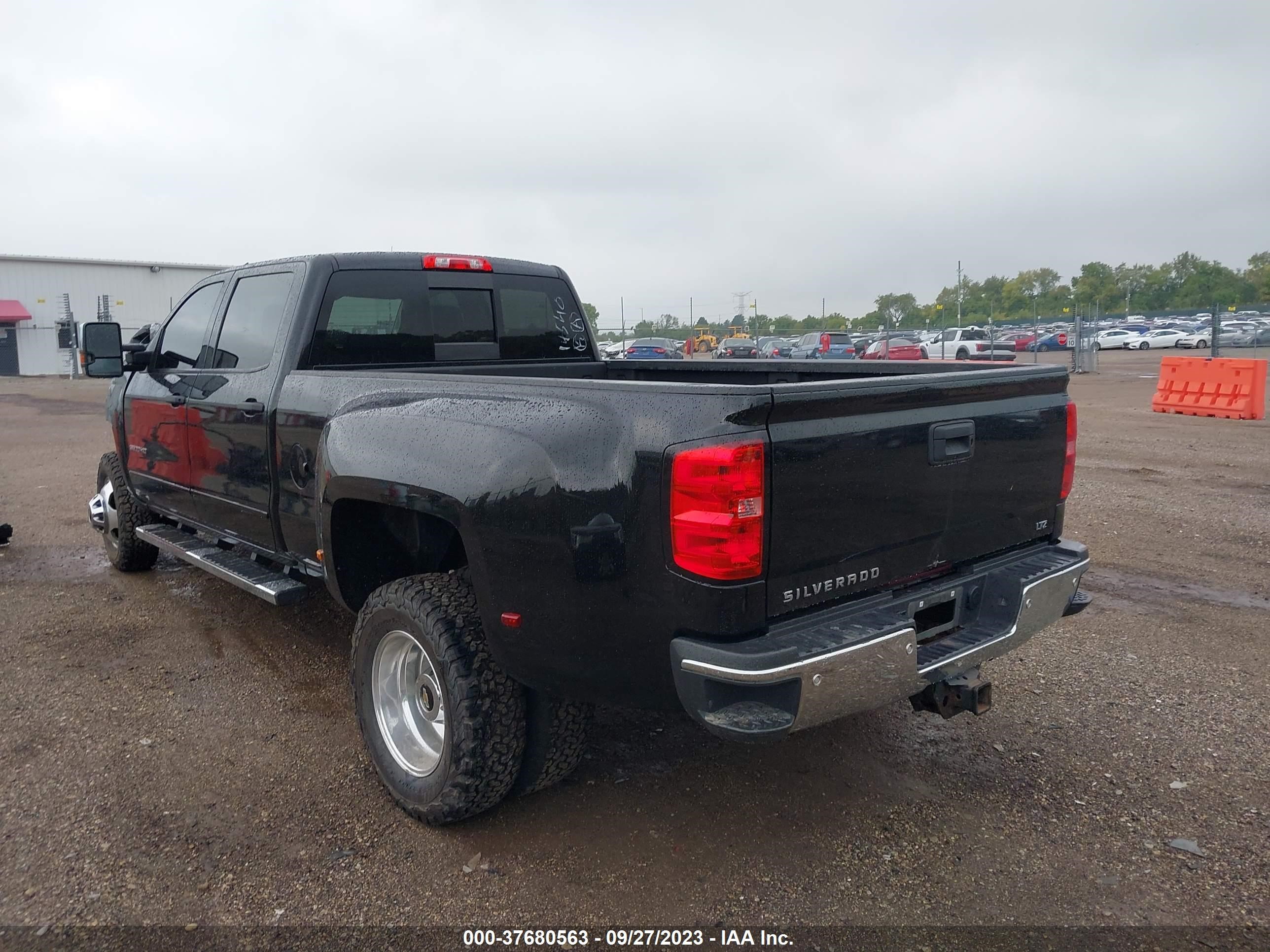 Photo 2 VIN: 1GC4K0E87GF267296 - CHEVROLET SILVERADO 