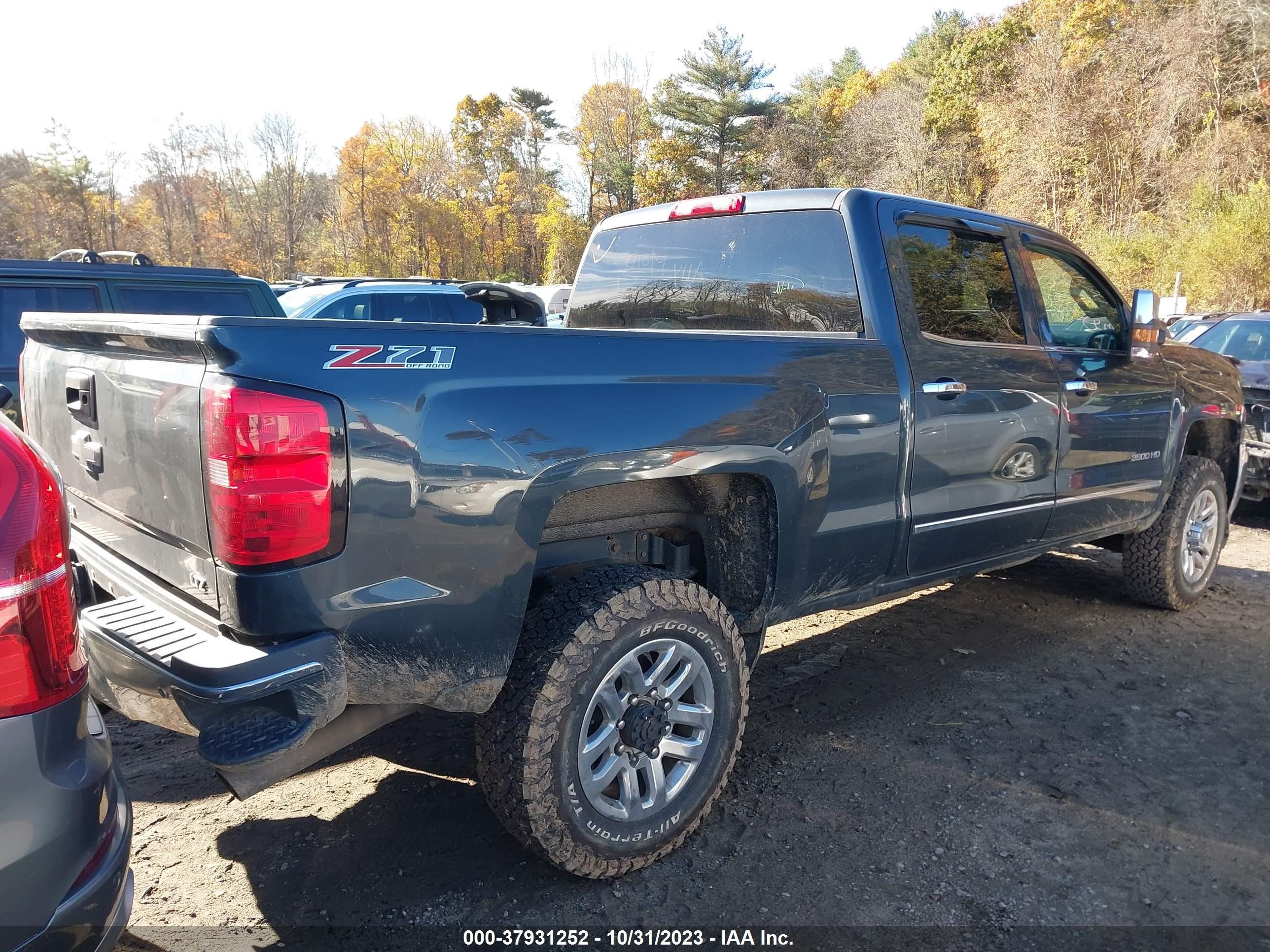 Photo 3 VIN: 1GC4K0EG3HF184540 - CHEVROLET SILVERADO 