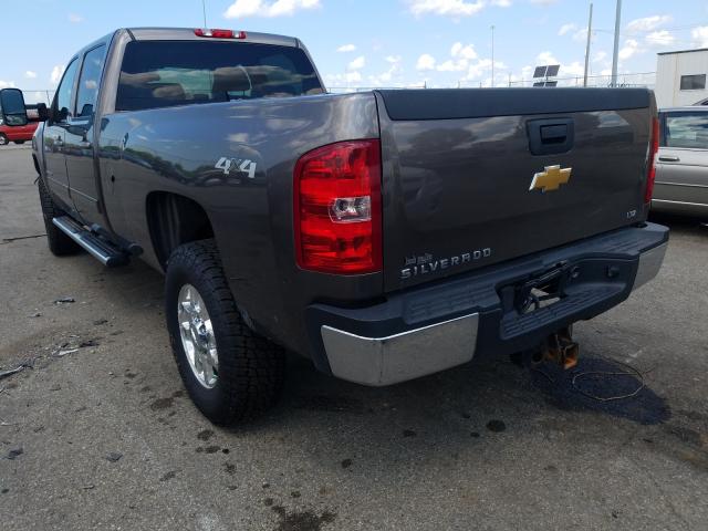 Photo 2 VIN: 1GC4K1C8XCF217317 - CHEVROLET SILVERADO 