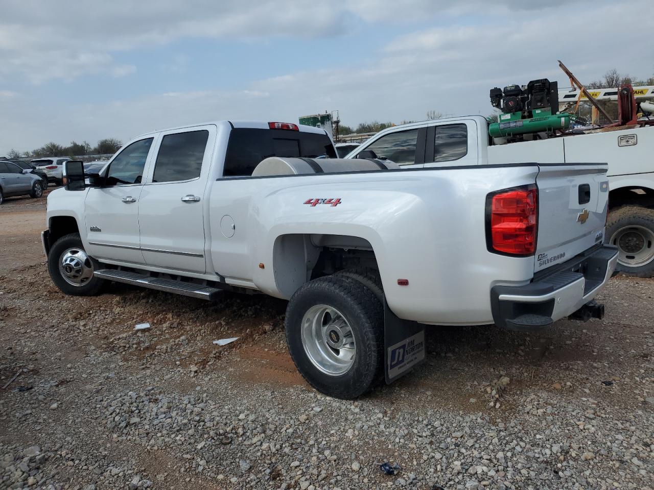 Photo 1 VIN: 1GC4K1EY1JF287394 - CHEVROLET SILVERADO 