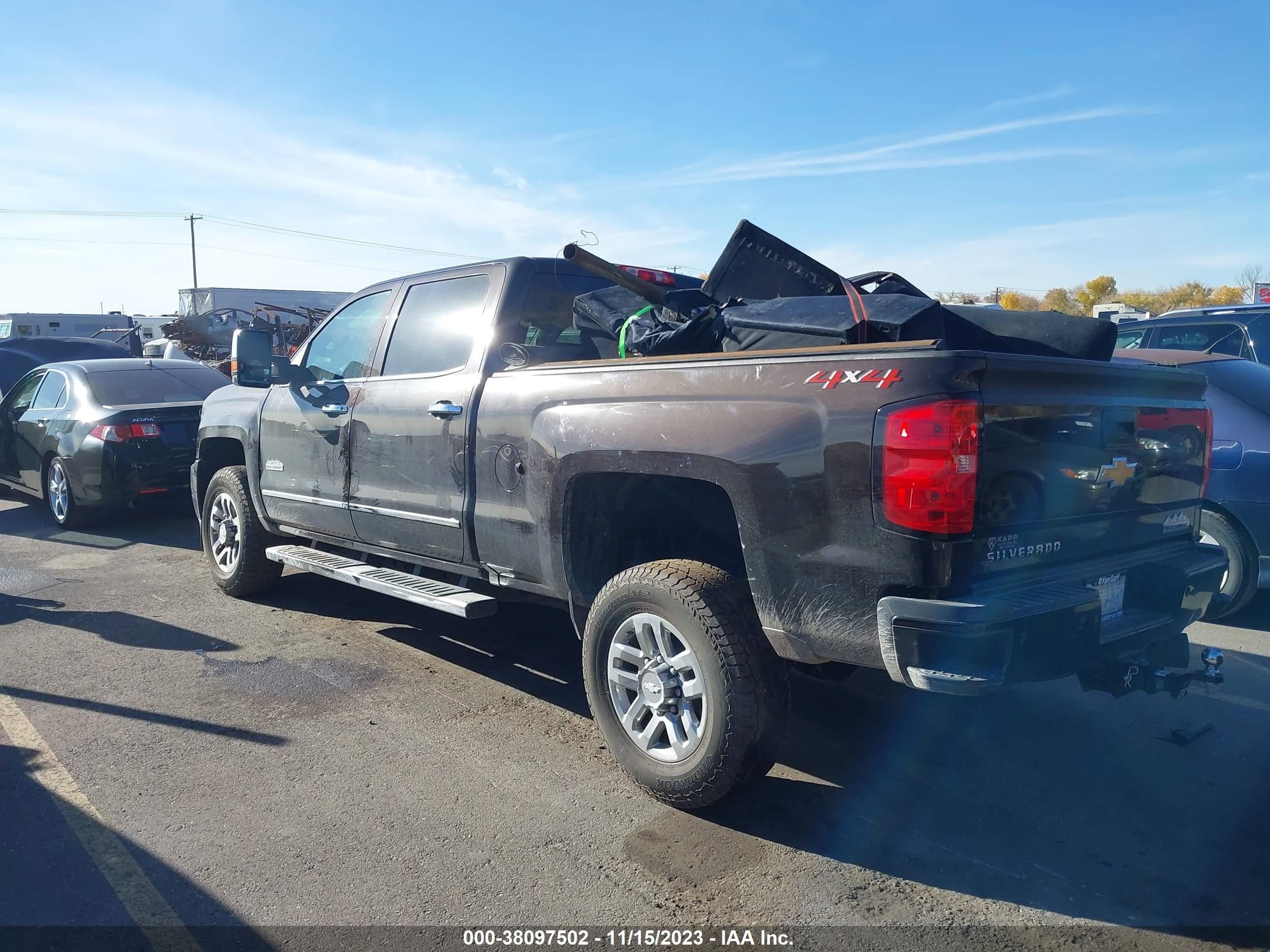 Photo 2 VIN: 1GC4K1EY6JF143730 - CHEVROLET SILVERADO 