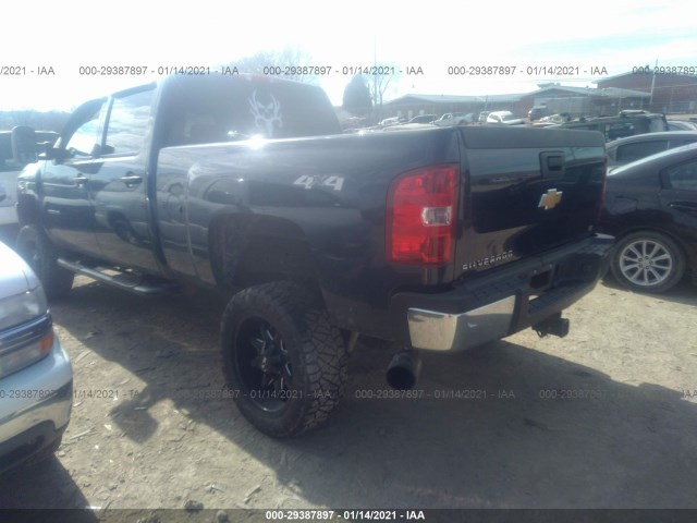 Photo 2 VIN: 1GC4KXB63AF121917 - CHEVROLET SILVERADO 2500HD 