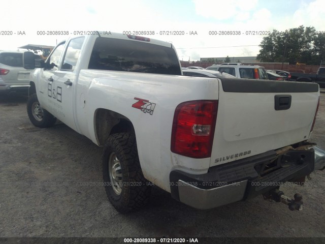 Photo 2 VIN: 1GC4KXB69AF105740 - CHEVROLET SILVERADO 2500HD 