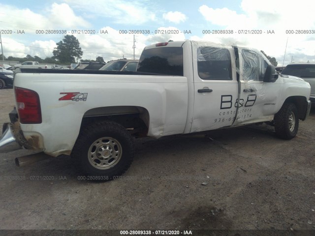 Photo 5 VIN: 1GC4KXB69AF105740 - CHEVROLET SILVERADO 2500HD 