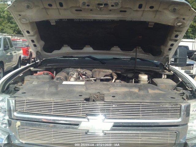 Photo 9 VIN: 1GC4KXB69AF105740 - CHEVROLET SILVERADO 2500HD 