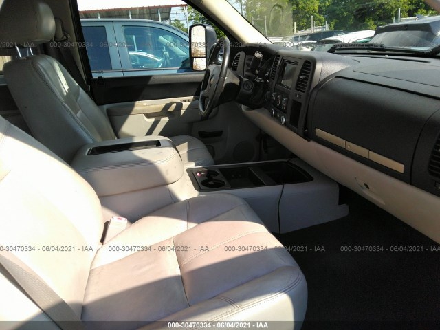 Photo 4 VIN: 1GC4KXBG2AF149863 - CHEVROLET SILVERADO 2500HD 