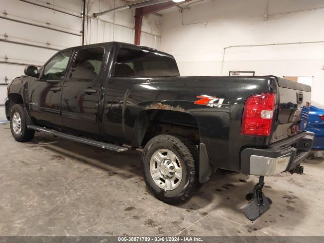 Photo 2 VIN: 1GC4KXBG3AF143540 - CHEVROLET SILVERADO 2500HD 