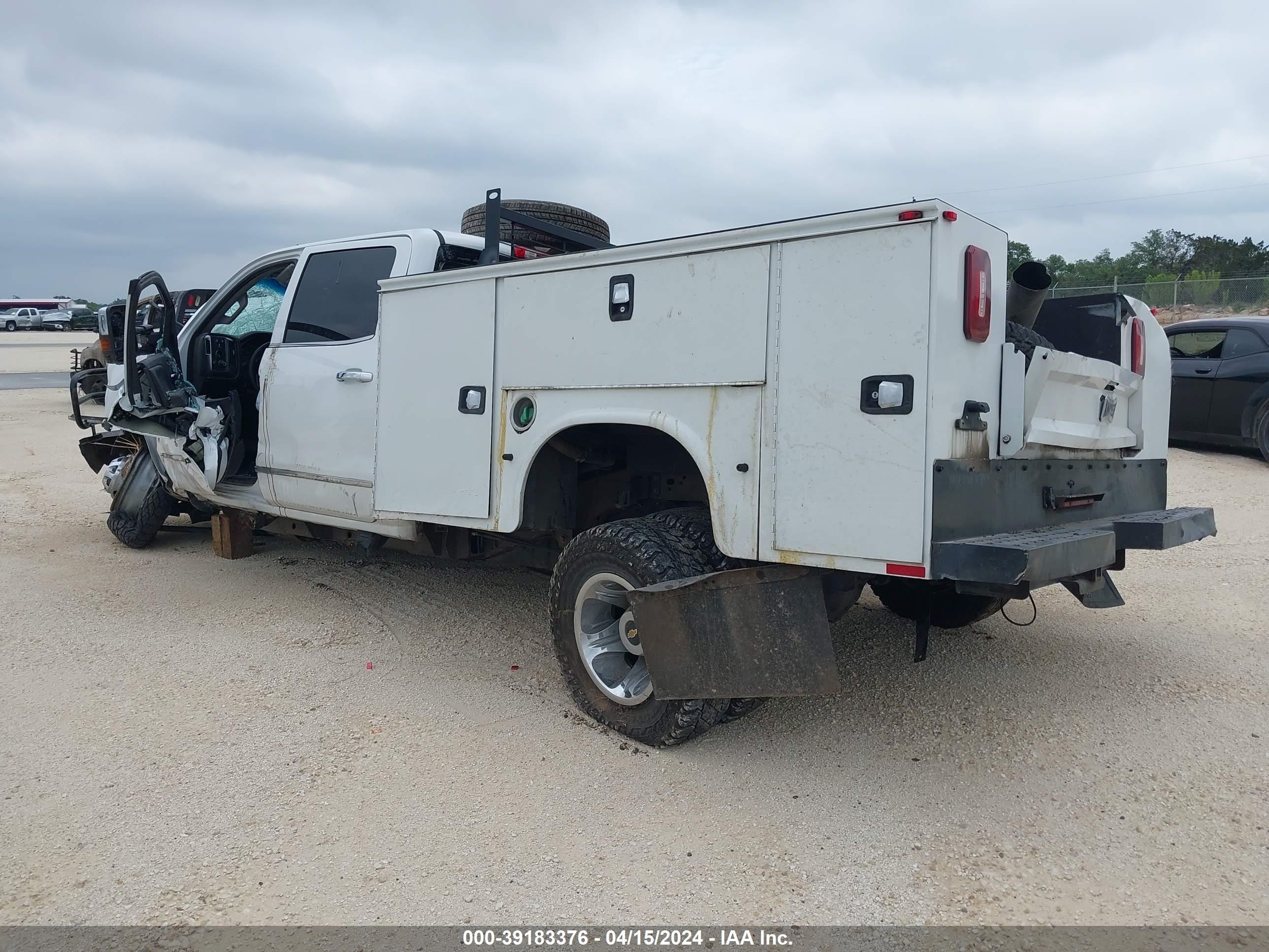 Photo 2 VIN: 1GC4KXCY5KF229294 - CHEVROLET SILVERADO 