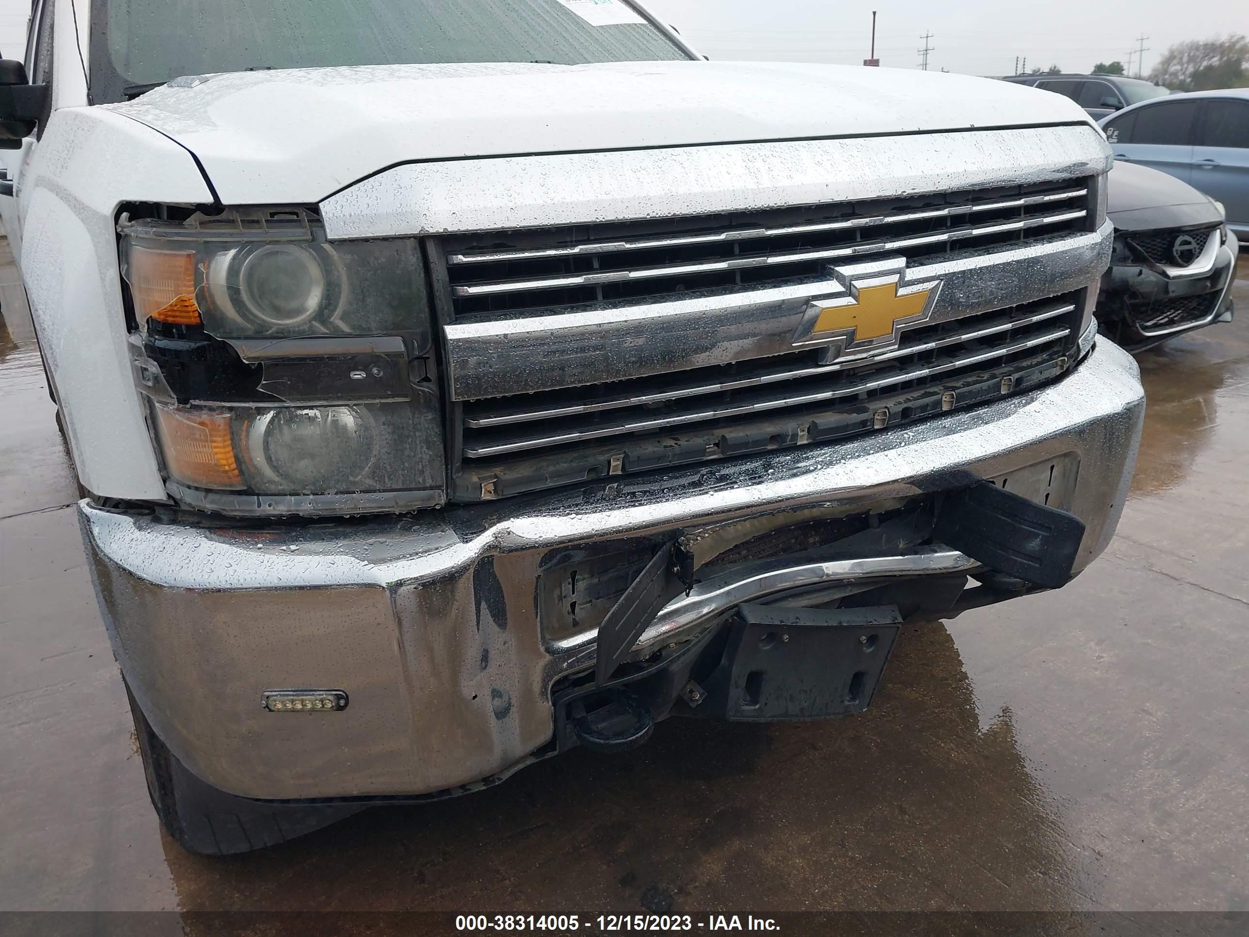 Photo 11 VIN: 1GC4KYC84FF160870 - CHEVROLET SILVERADO 