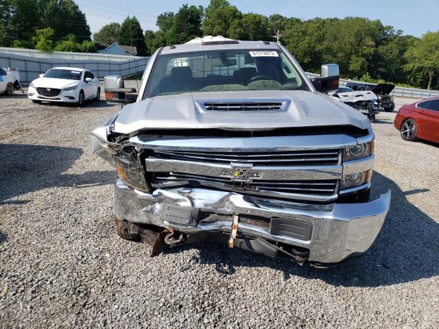 Photo 4 VIN: 1GC4KYCY8JF240701 - CHEVROLET SILVERADO 