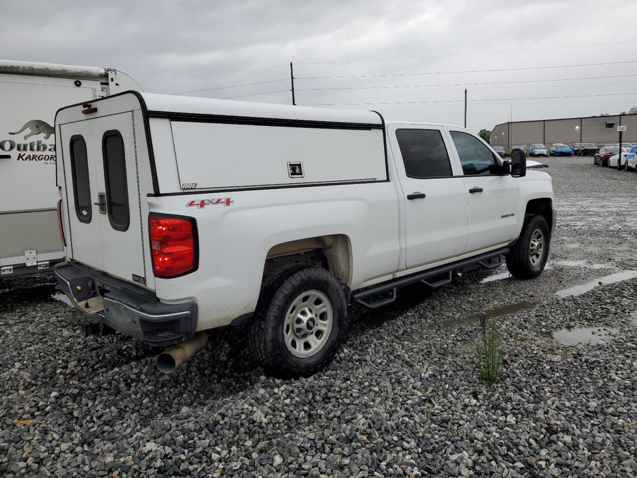 Photo 3 VIN: 1GC4KYE82FF146026 - CHEVROLET SILVERADO 