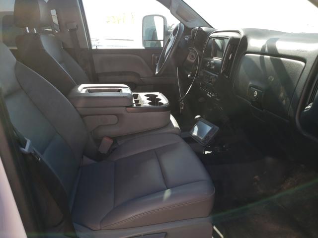 Photo 4 VIN: 1GC4KYEY5JF281381 - CHEVROLET SILVERADO 