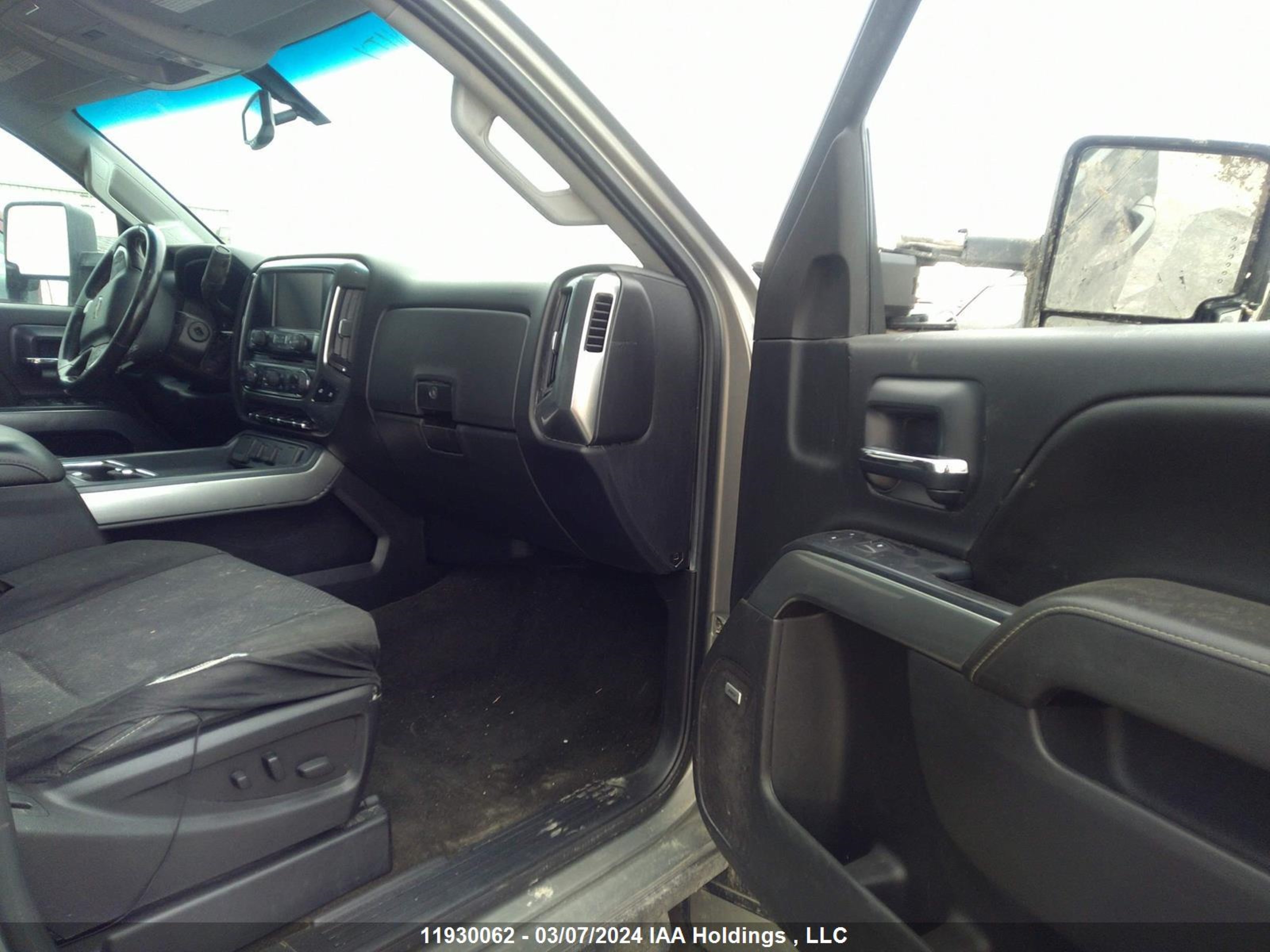 Photo 4 VIN: 1GC4KZCY9HF150134 - CHEVROLET SILVERADO 