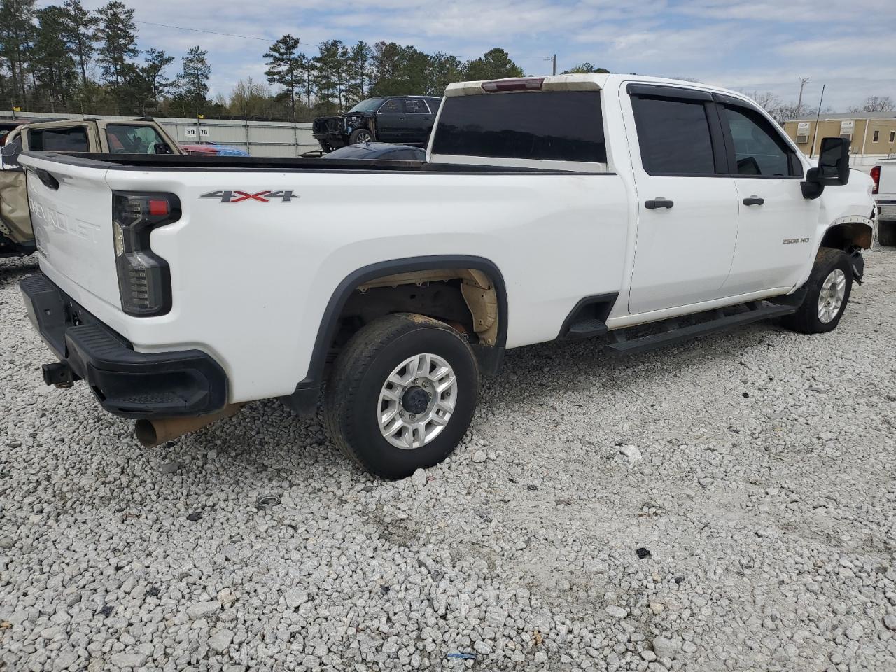 Photo 3 VIN: 1GC4YLEY8MF130251 - CHEVROLET SILVERADO 