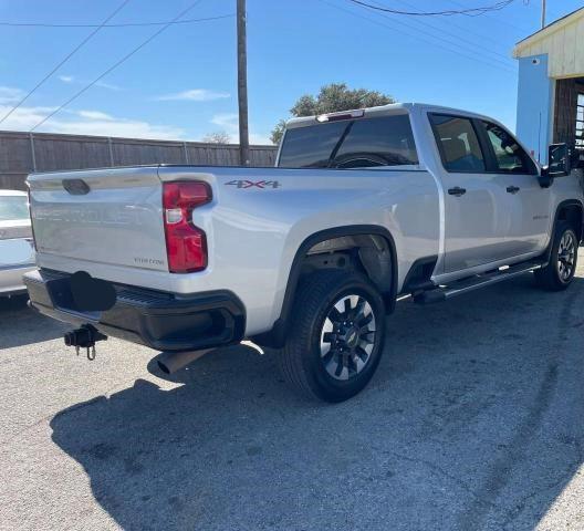 Photo 3 VIN: 1GC4YME74MF304961 - CHEVROLET SILVERADO 