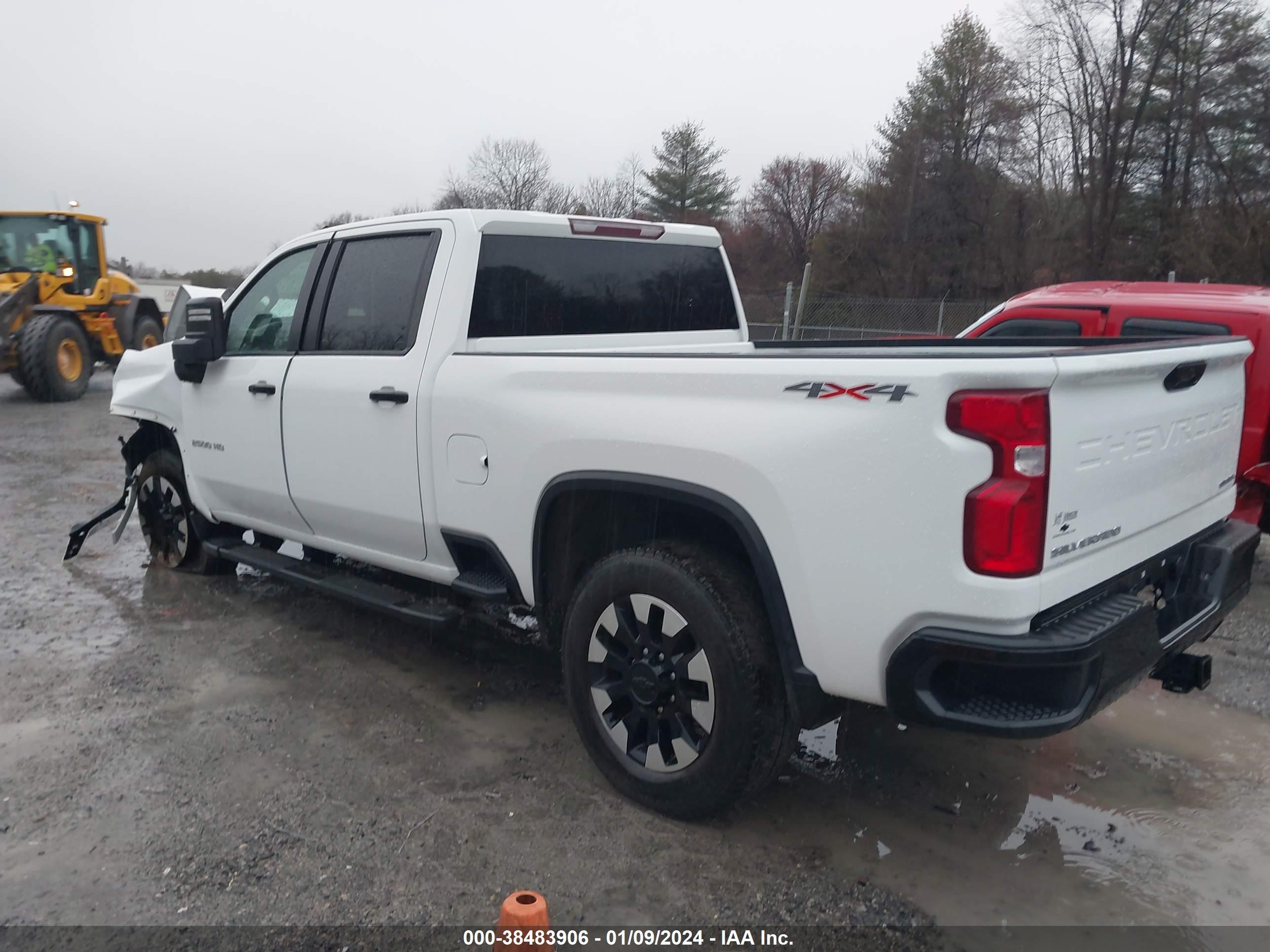 Photo 2 VIN: 1GC4YME75LF122071 - CHEVROLET SILVERADO 