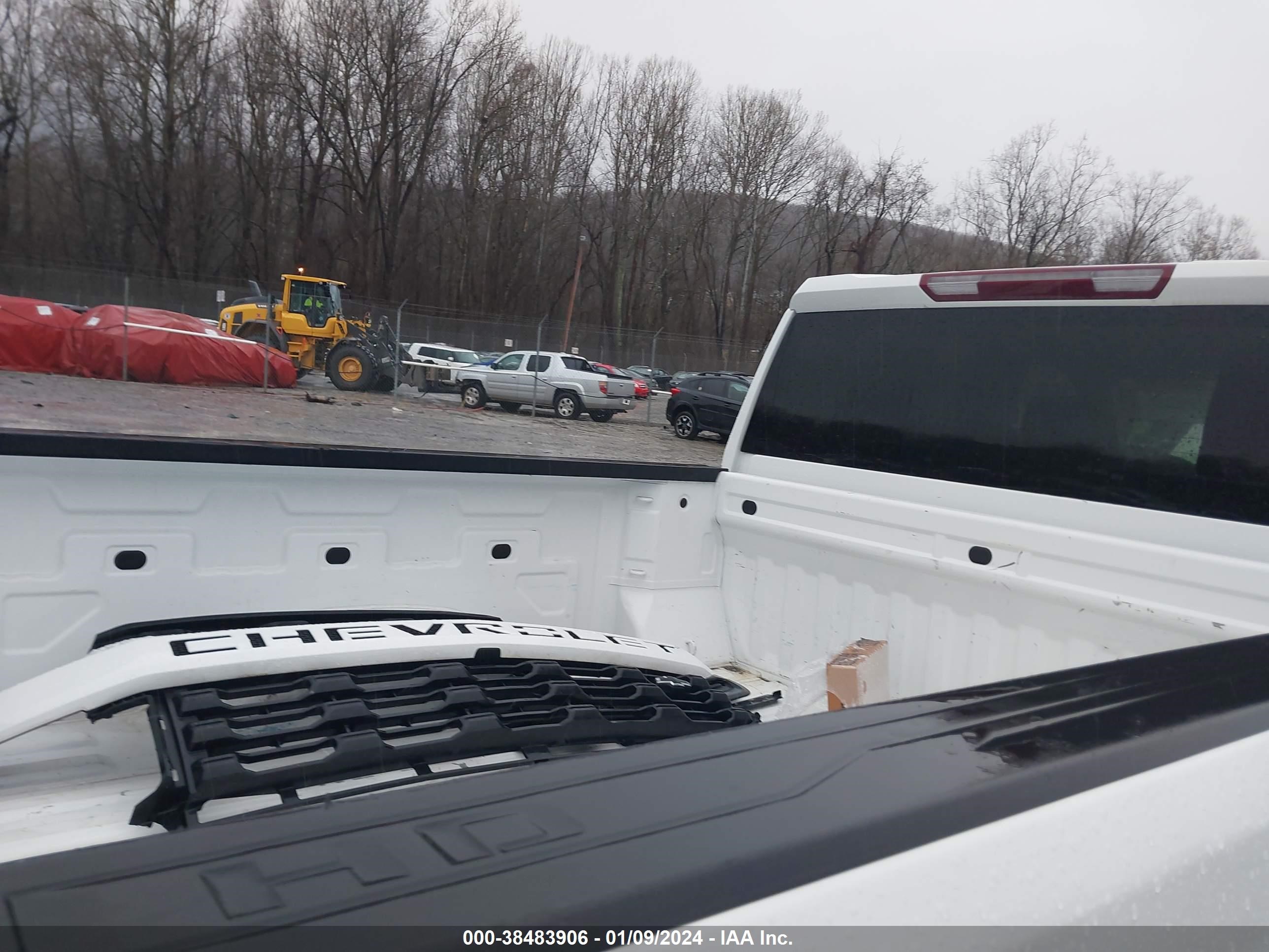 Photo 6 VIN: 1GC4YME75LF122071 - CHEVROLET SILVERADO 