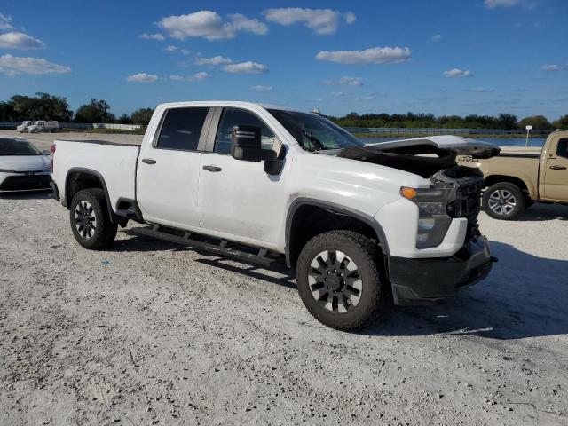 Photo 3 VIN: 1GC4YME78LF308820 - CHEVROLET SILVERADO 