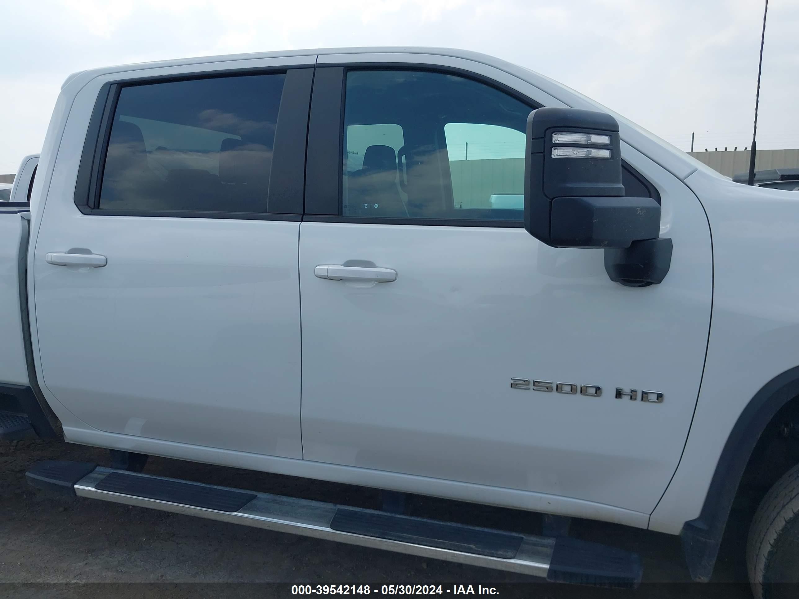 Photo 11 VIN: 1GC4YNE75PF176515 - CHEVROLET SILVERADO 