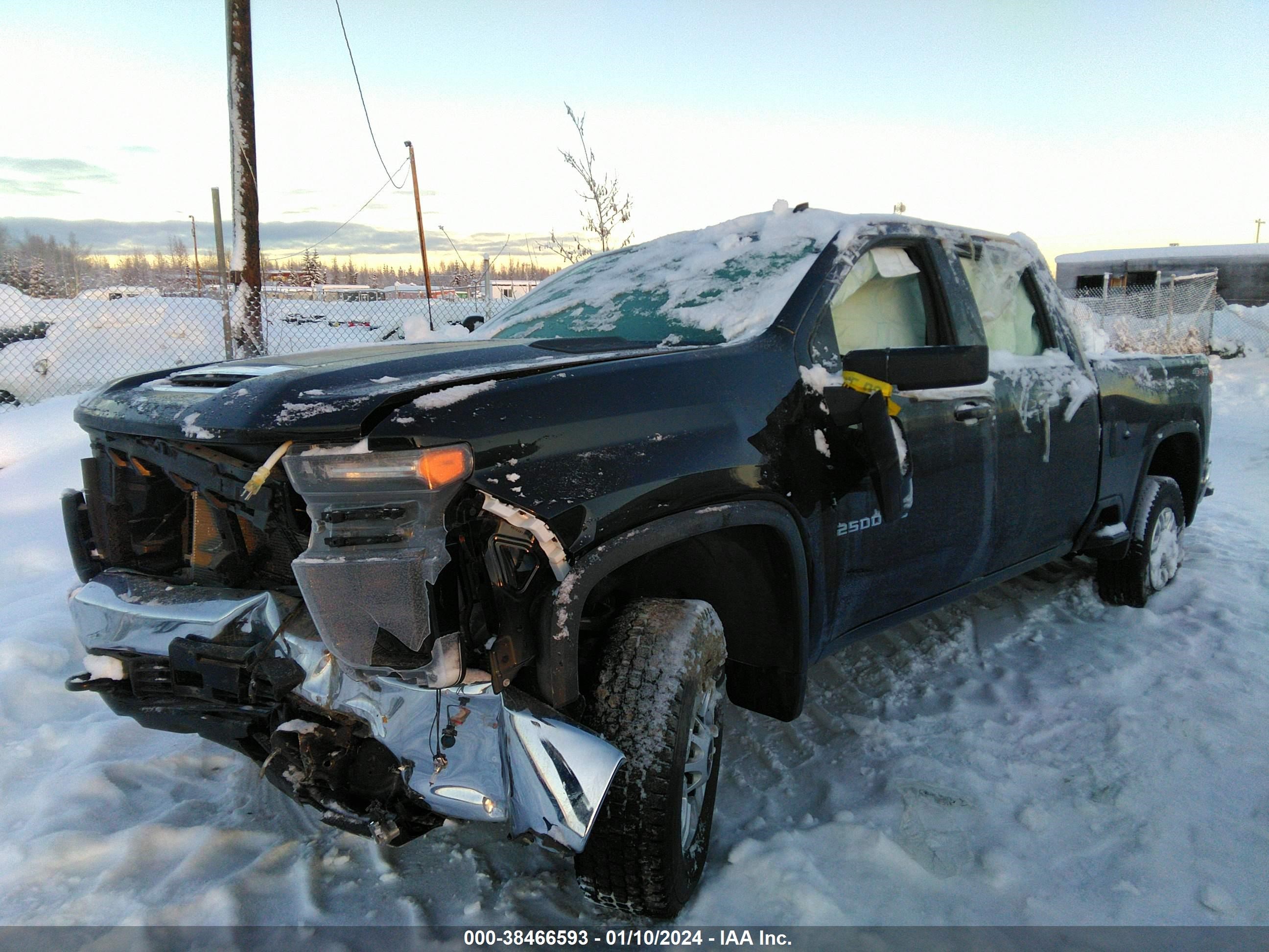 Photo 1 VIN: 1GC4YNE7XNF163336 - CHEVROLET SILVERADO 