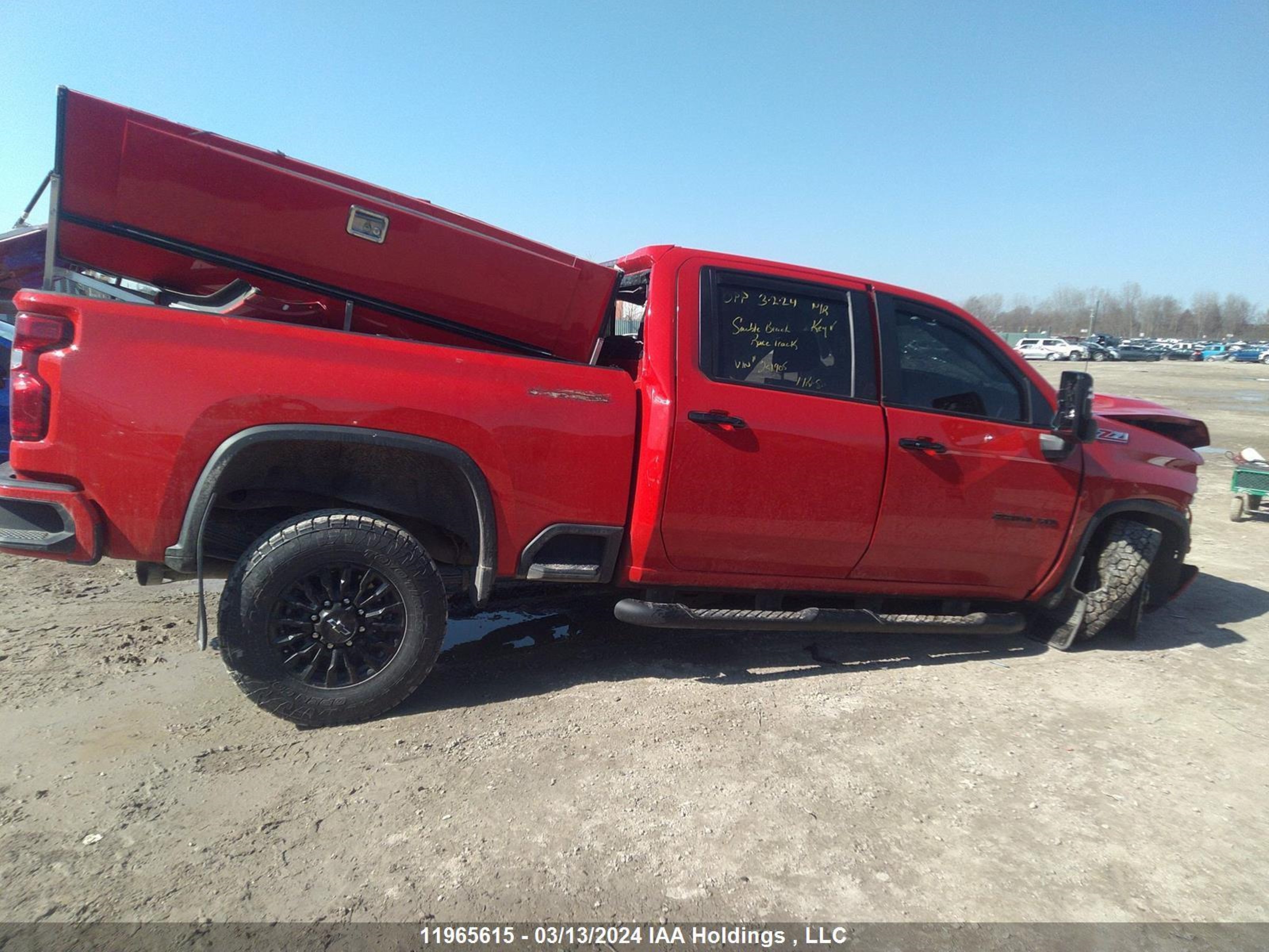 Photo 12 VIN: 1GC4YNEY2NF251905 - CHEVROLET SILVERADO 