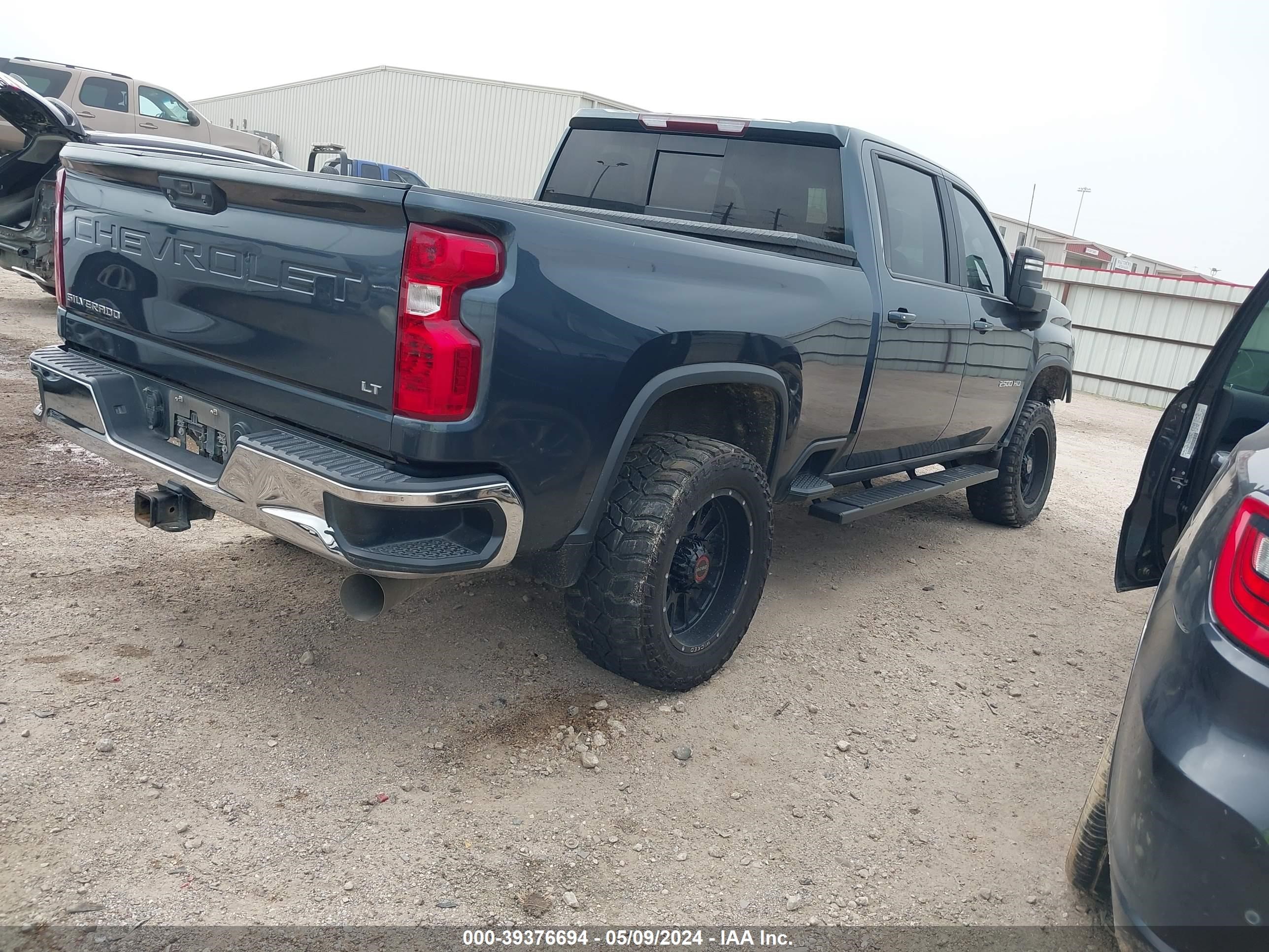 Photo 3 VIN: 1GC4YNEY3LF132371 - CHEVROLET SILVERADO 