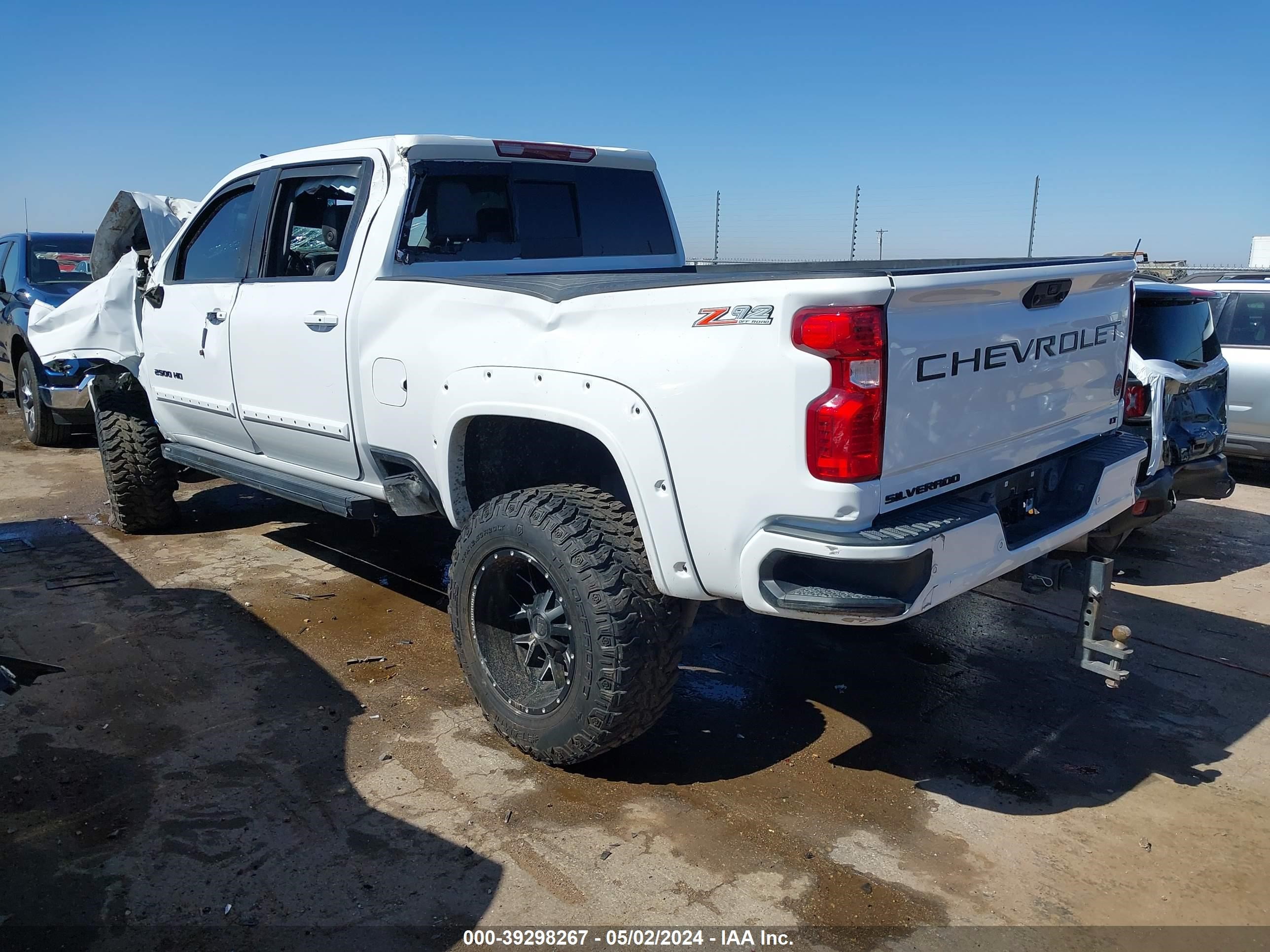 Photo 2 VIN: 1GC4YNEY5LF238563 - CHEVROLET SILVERADO 