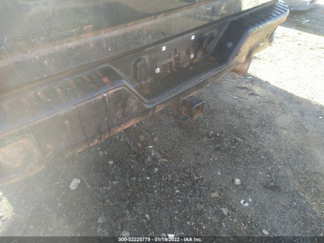 Photo 6 VIN: 1GC4YPEY0NF146677 - CHEVROLET SILVERADO 2500HD 