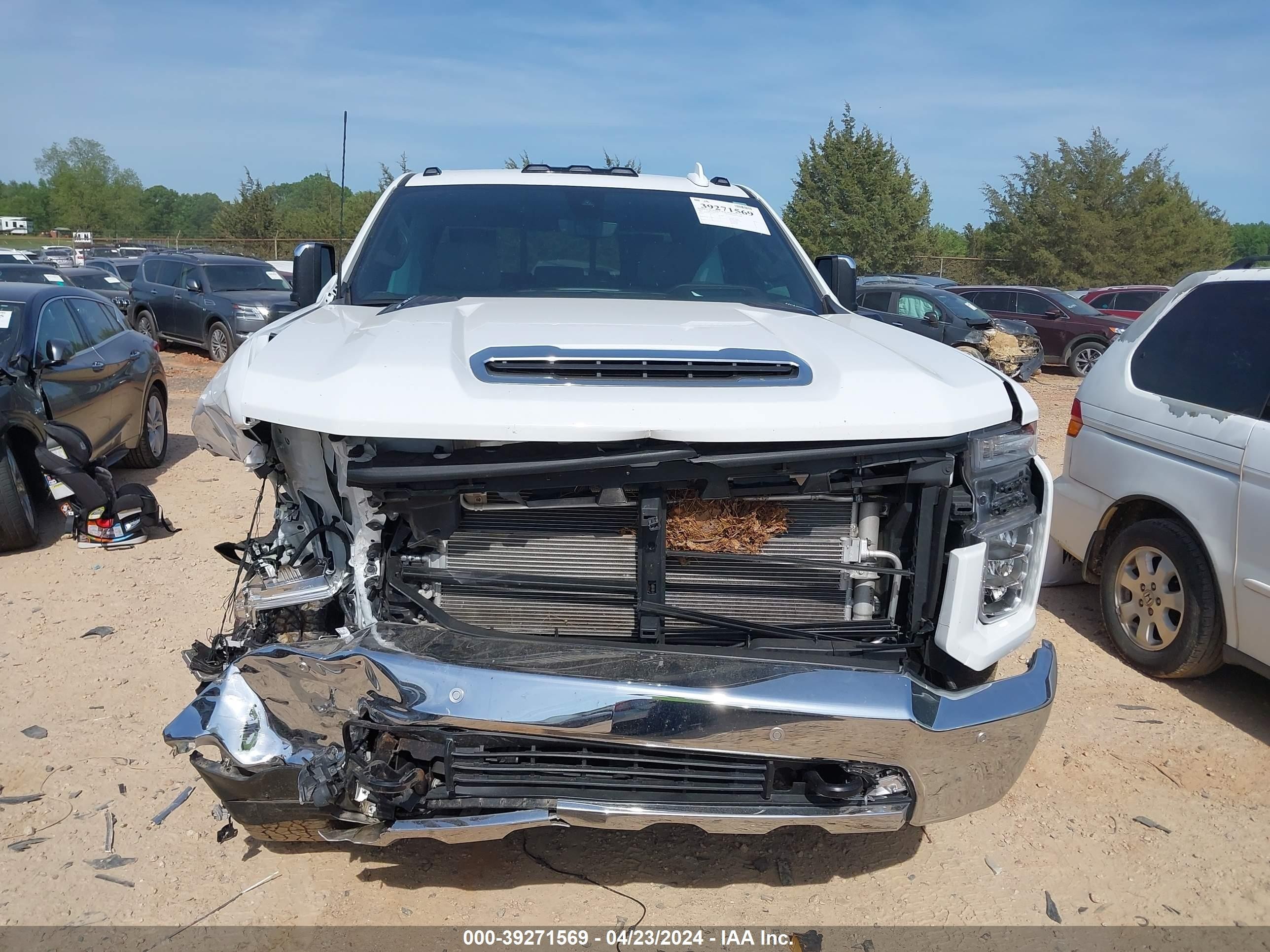 Photo 11 VIN: 1GC4YPEY8NF341345 - CHEVROLET SILVERADO 