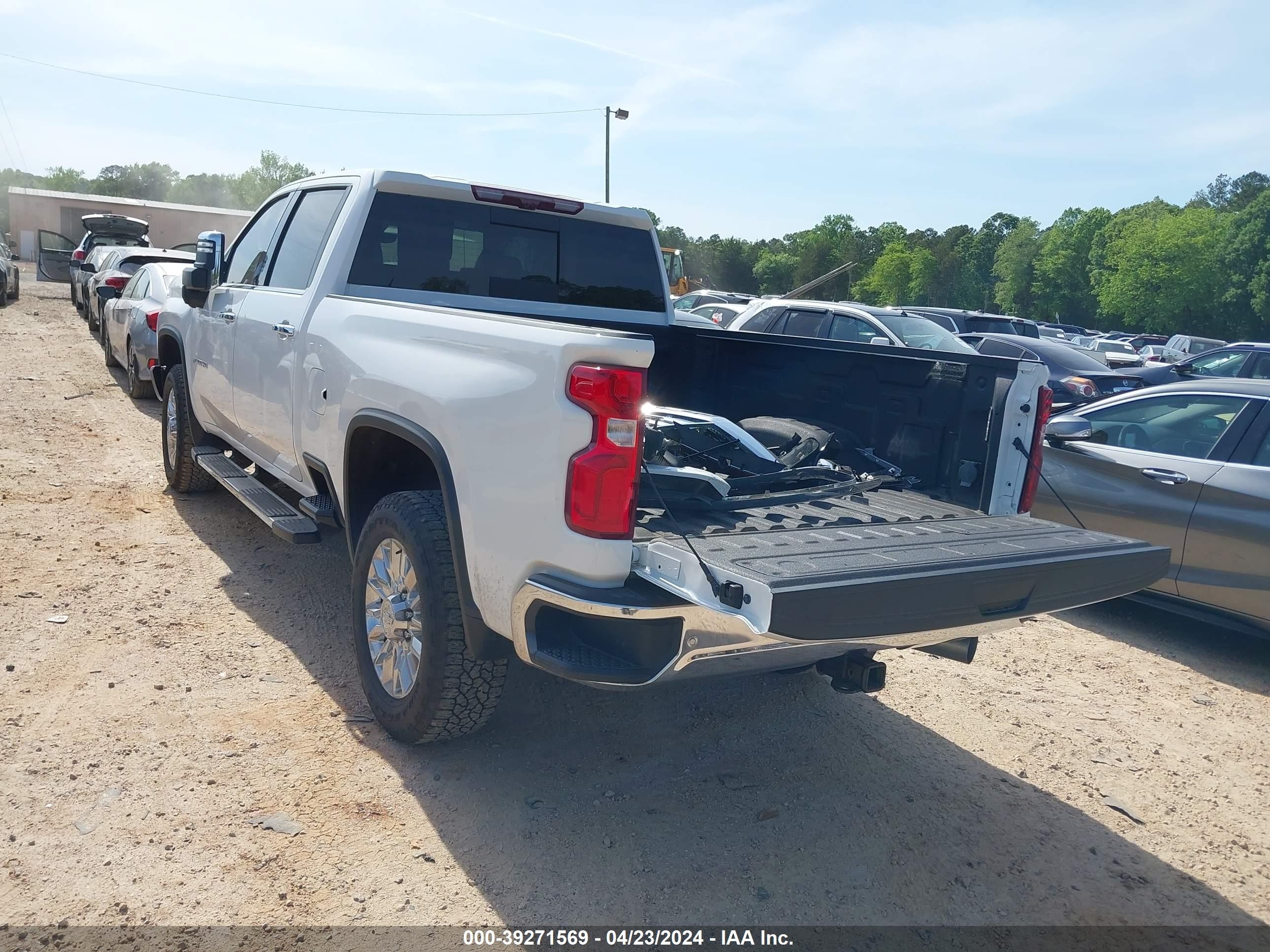 Photo 2 VIN: 1GC4YPEY8NF341345 - CHEVROLET SILVERADO 