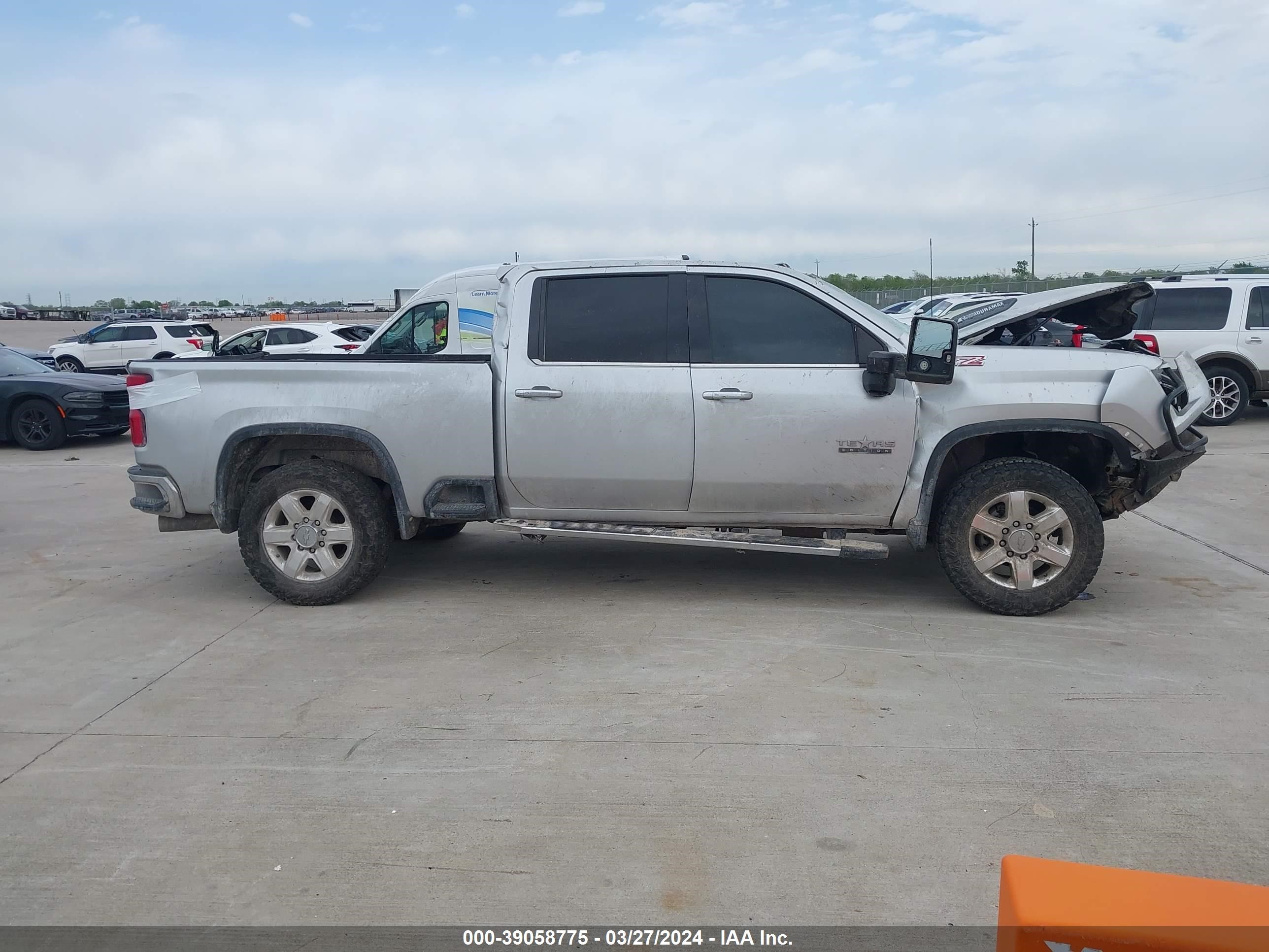 Photo 12 VIN: 1GC4YPEY9LF110290 - CHEVROLET SILVERADO 