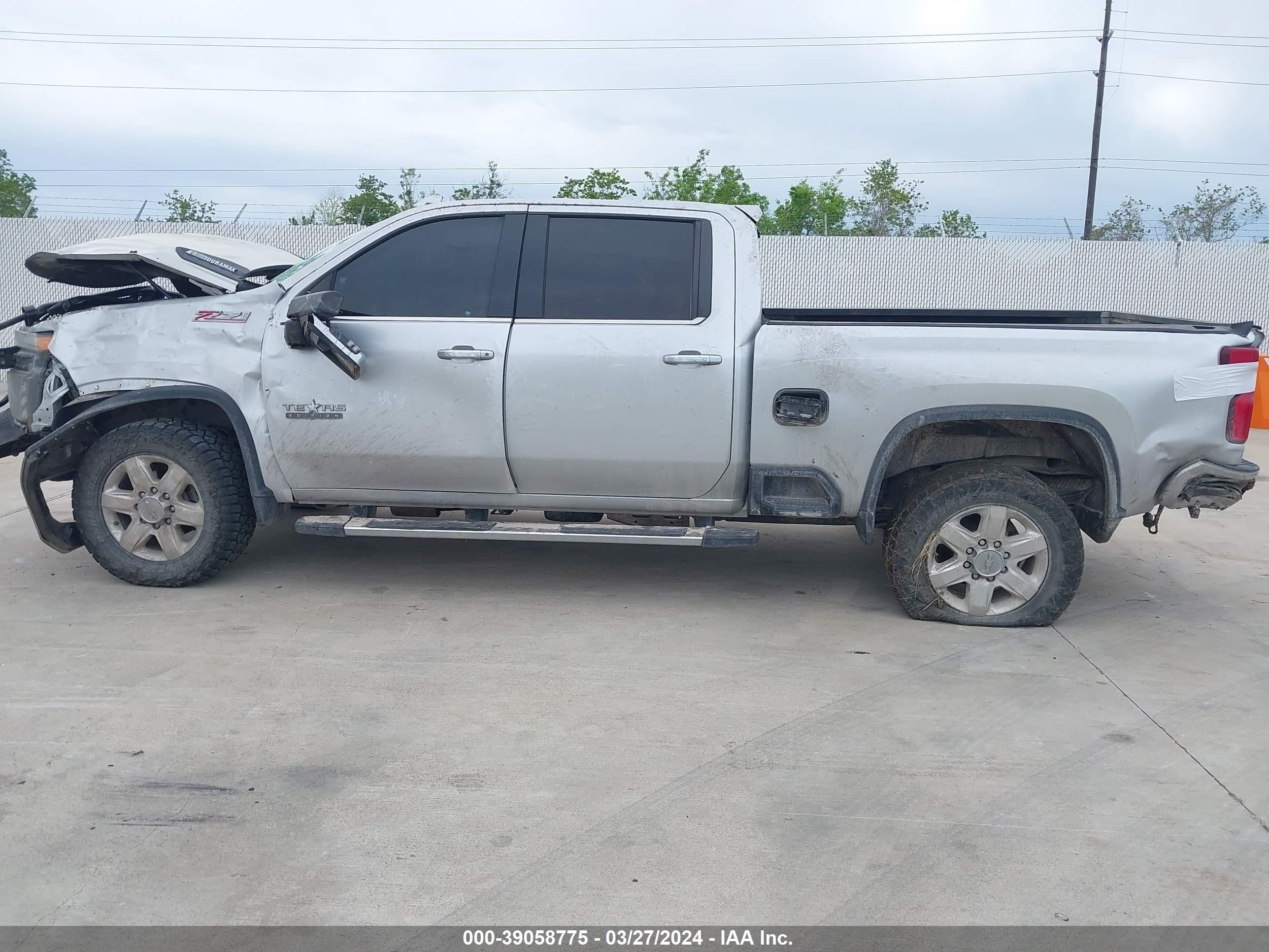 Photo 13 VIN: 1GC4YPEY9LF110290 - CHEVROLET SILVERADO 