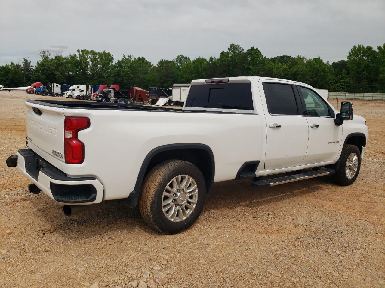 Photo 2 VIN: 1GC4YREY2LF166437 - CHEVROLET SILVERADO 