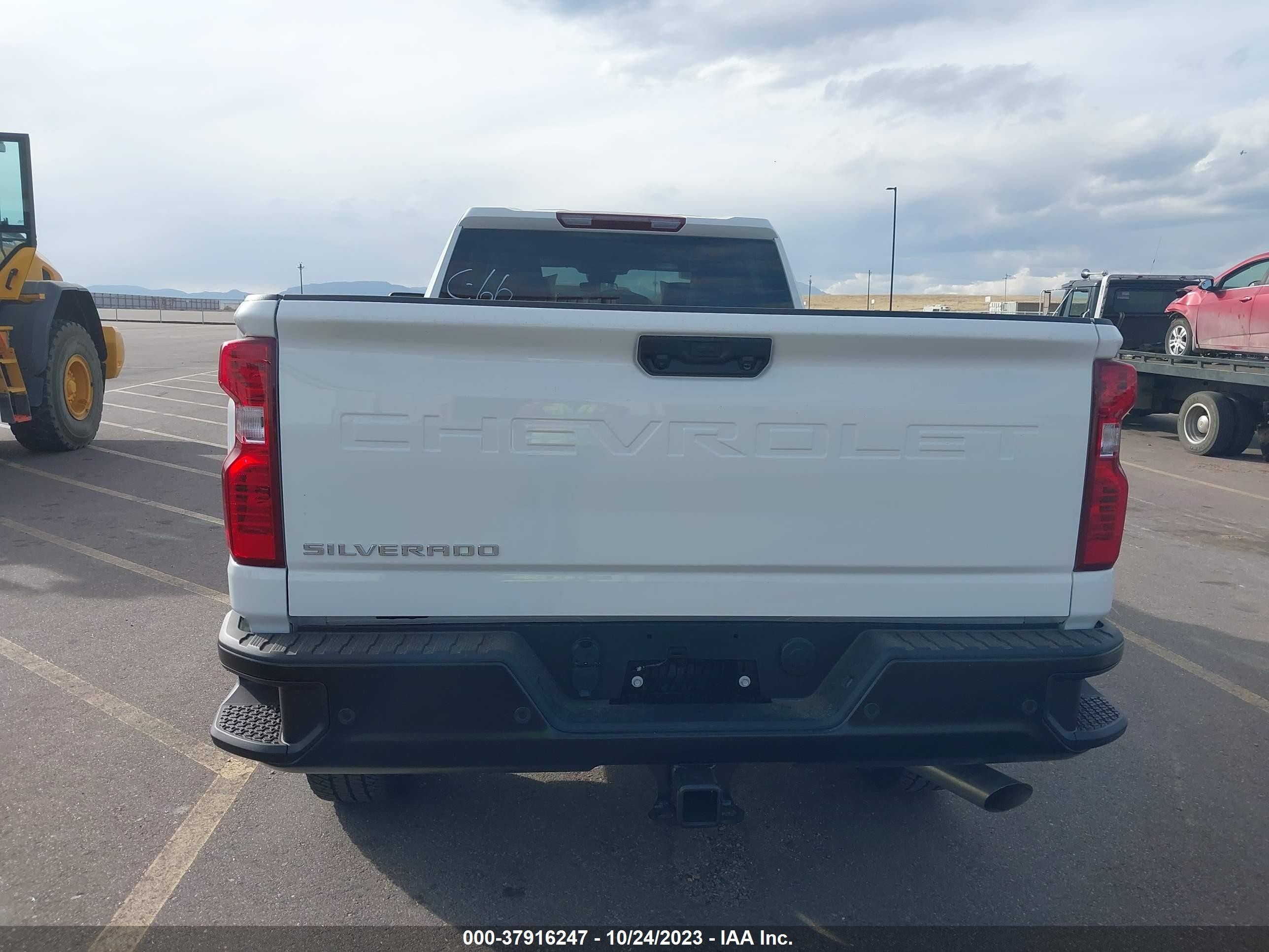 Photo 6 VIN: 1GC4YSE78RF241357 - CHEVROLET SILVERADO 