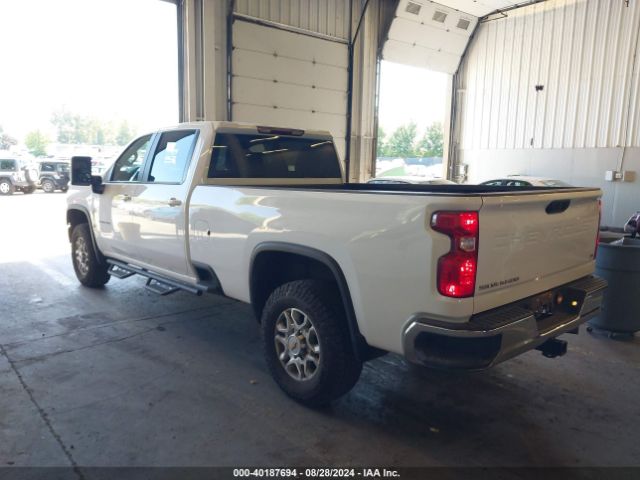 Photo 2 VIN: 1GC4YTEY7RF103923 - CHEVROLET SILVERADO HD 