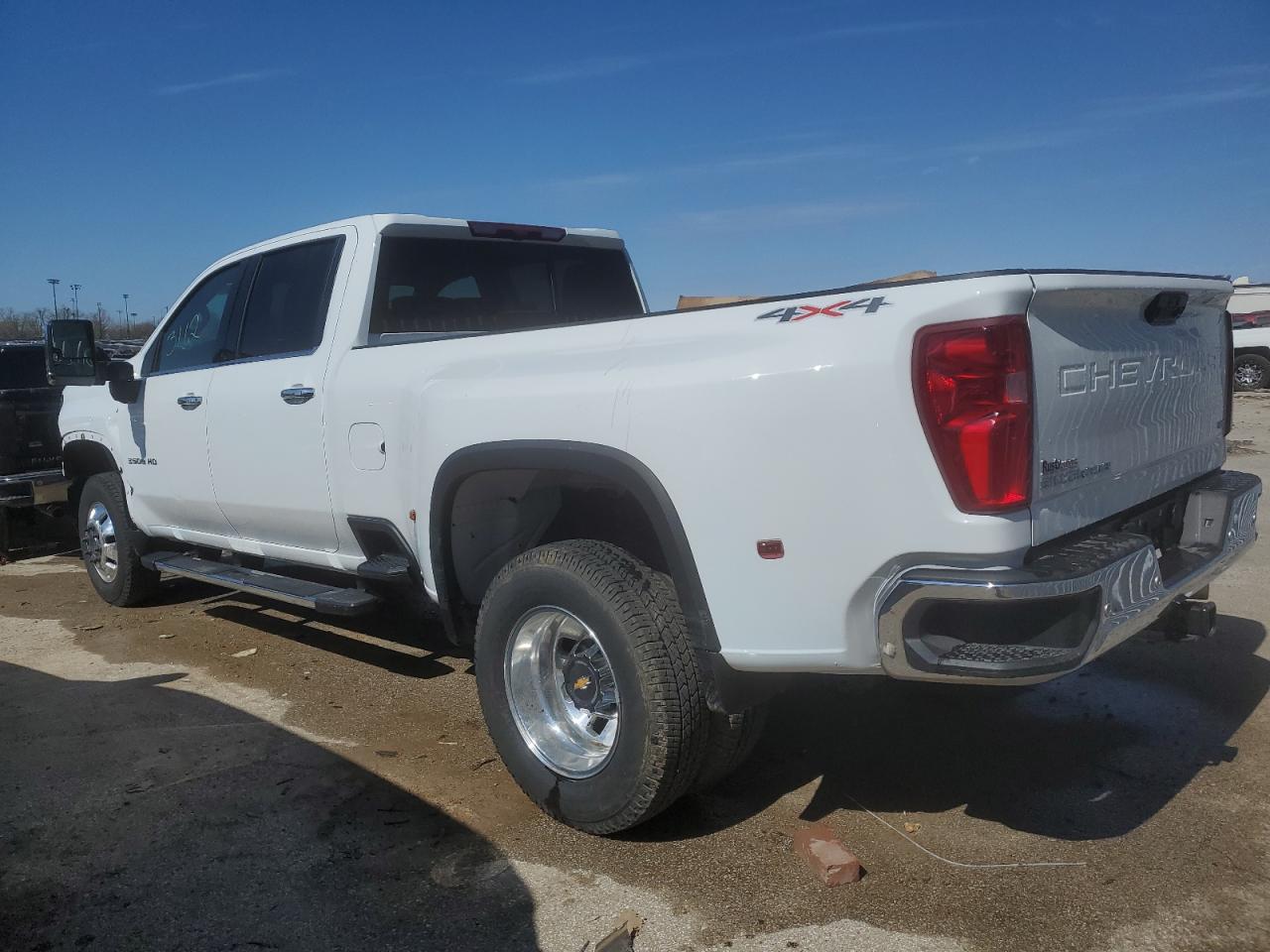 Photo 1 VIN: 1GC4YUEYXRF132144 - CHEVROLET SILVERADO 