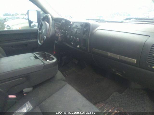 Photo 4 VIN: 1GC5KXBGXAZ173802 - CHEVROLET SILVERADO 2500HD 