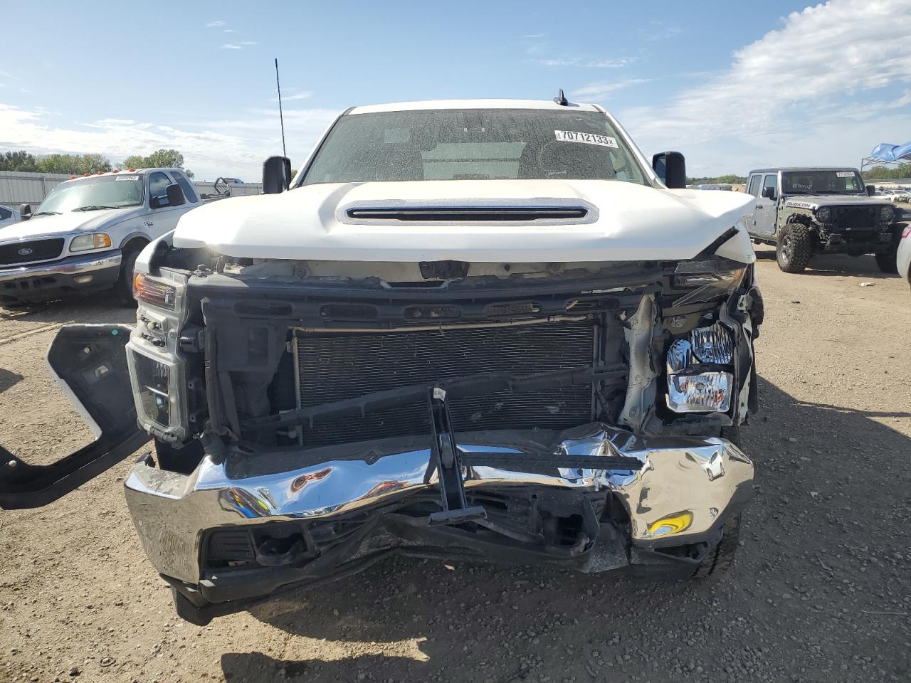 Photo 4 VIN: 1GC5WNE79MF106280 - CHEVROLET SILVERADO 