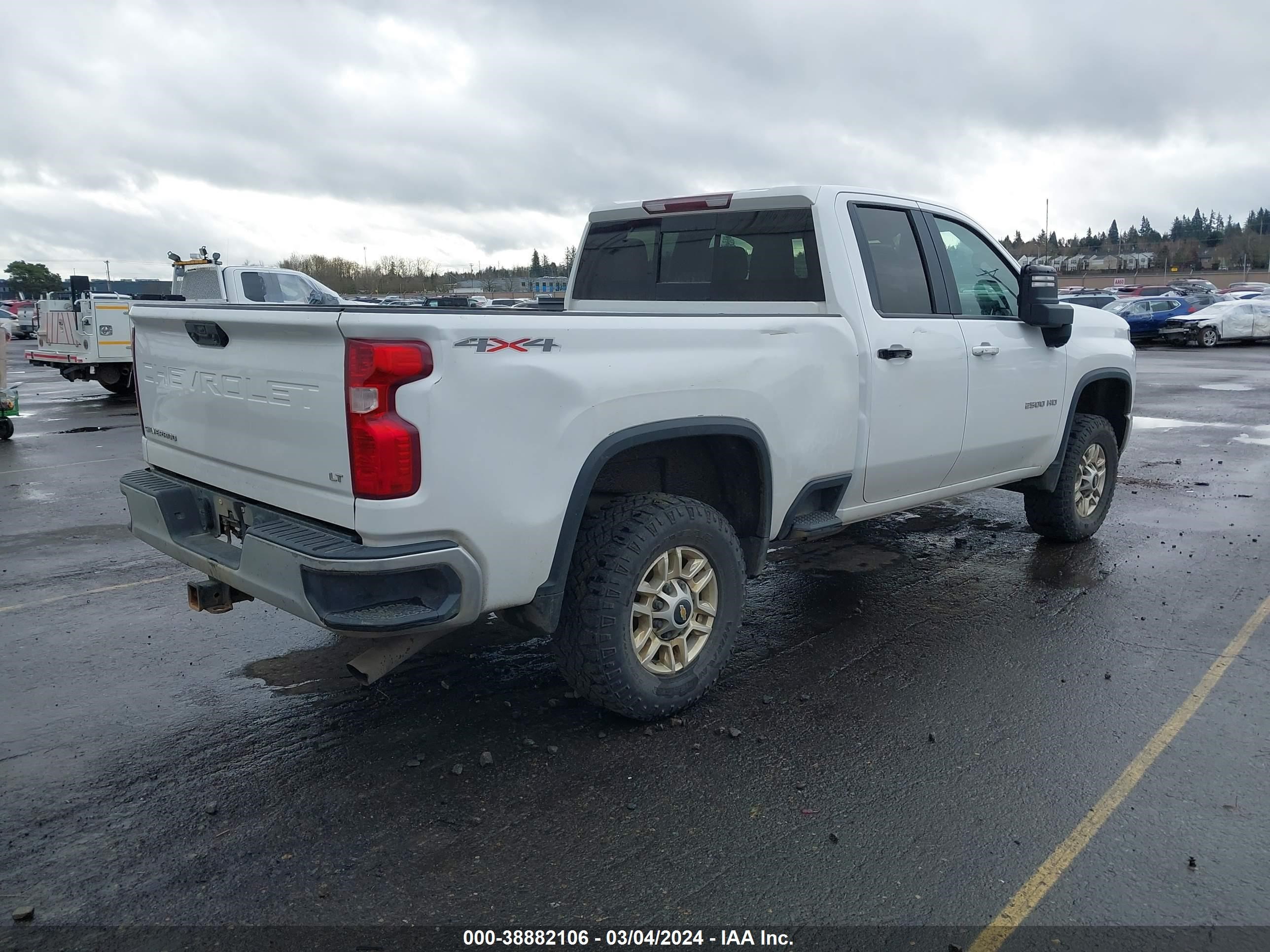 Photo 3 VIN: 1GC5YNE75LF207194 - CHEVROLET SILVERADO 