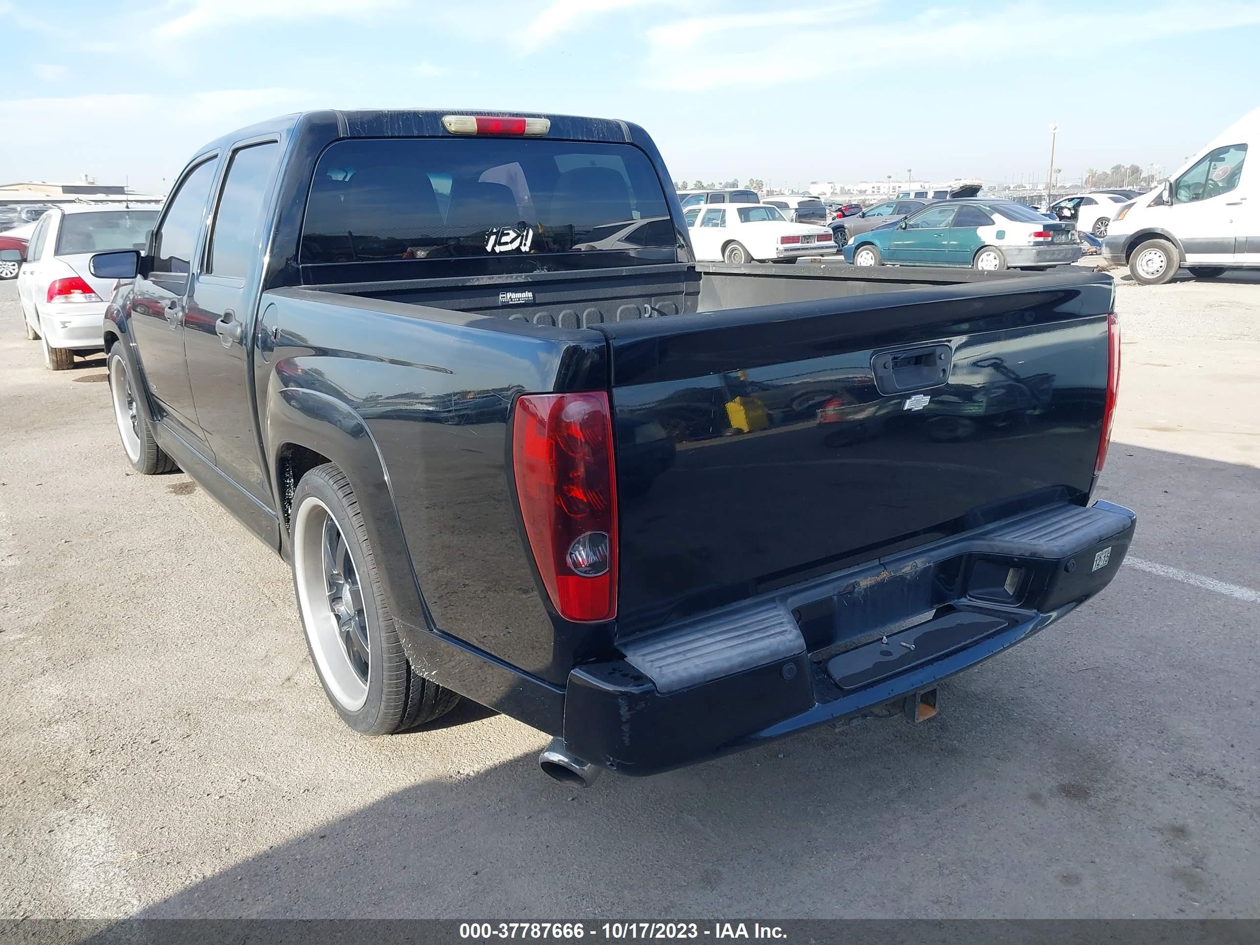 Photo 2 VIN: 1GCCS136258190549 - CHEVROLET COLORADO 