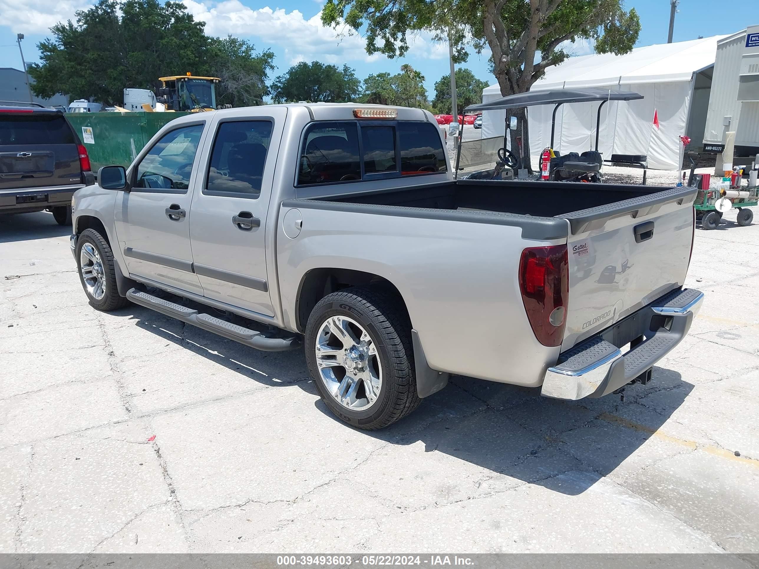 Photo 2 VIN: 1GCCS136668243948 - CHEVROLET COLORADO 