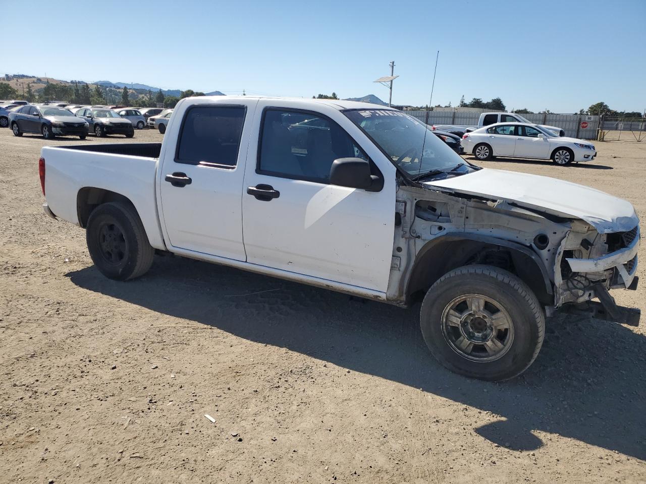 Photo 3 VIN: 1GCCS136X48124684 - CHEVROLET COLORADO 